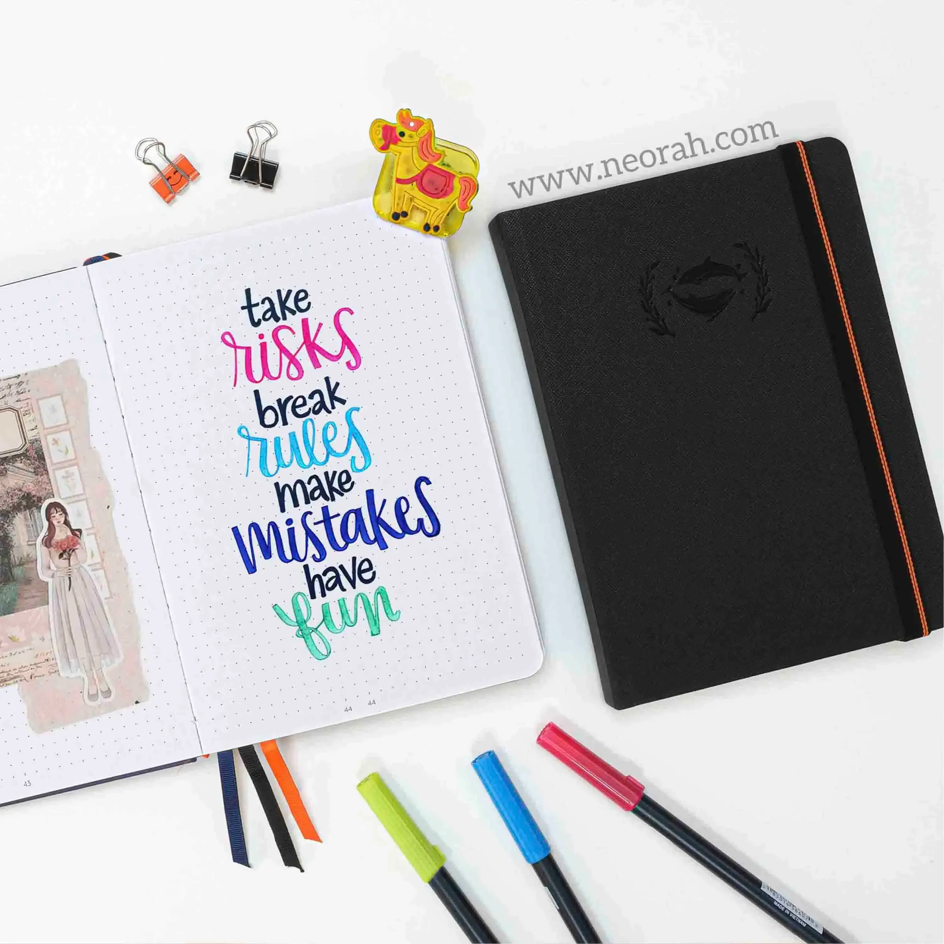A5 - ART JOURNAL - DOT GRID - 200 GSM - Image 116