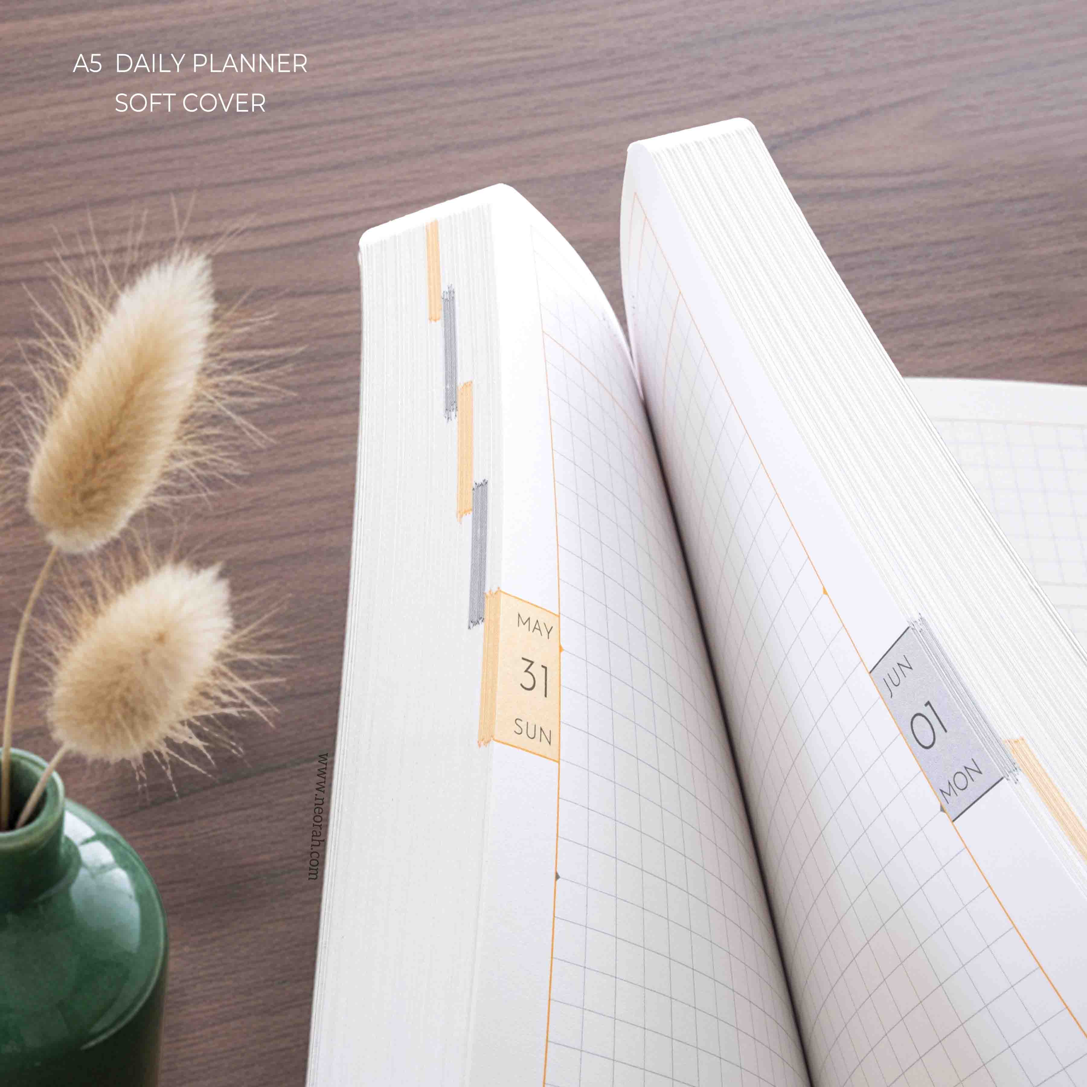 A5 - 2026 - DAILY PLANNER  - 512 PAGES - SOFT COVER - Image 23