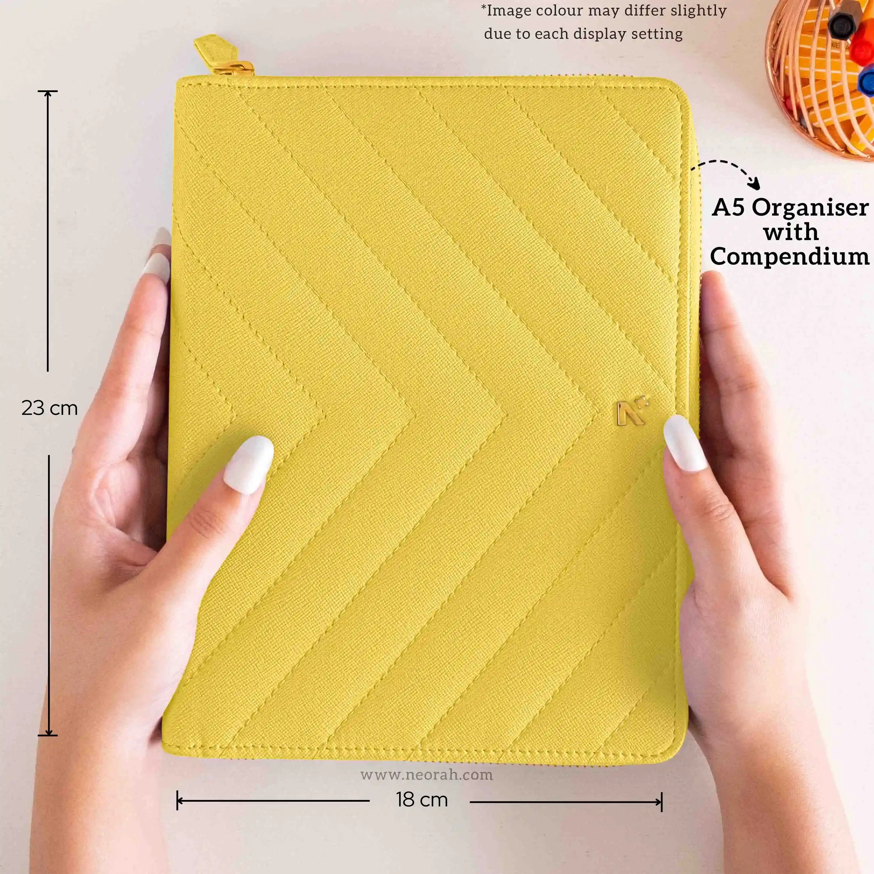 A5 - REFILLABLE QUILTED ORGANISER SLEEVE - ZIP - Image 140