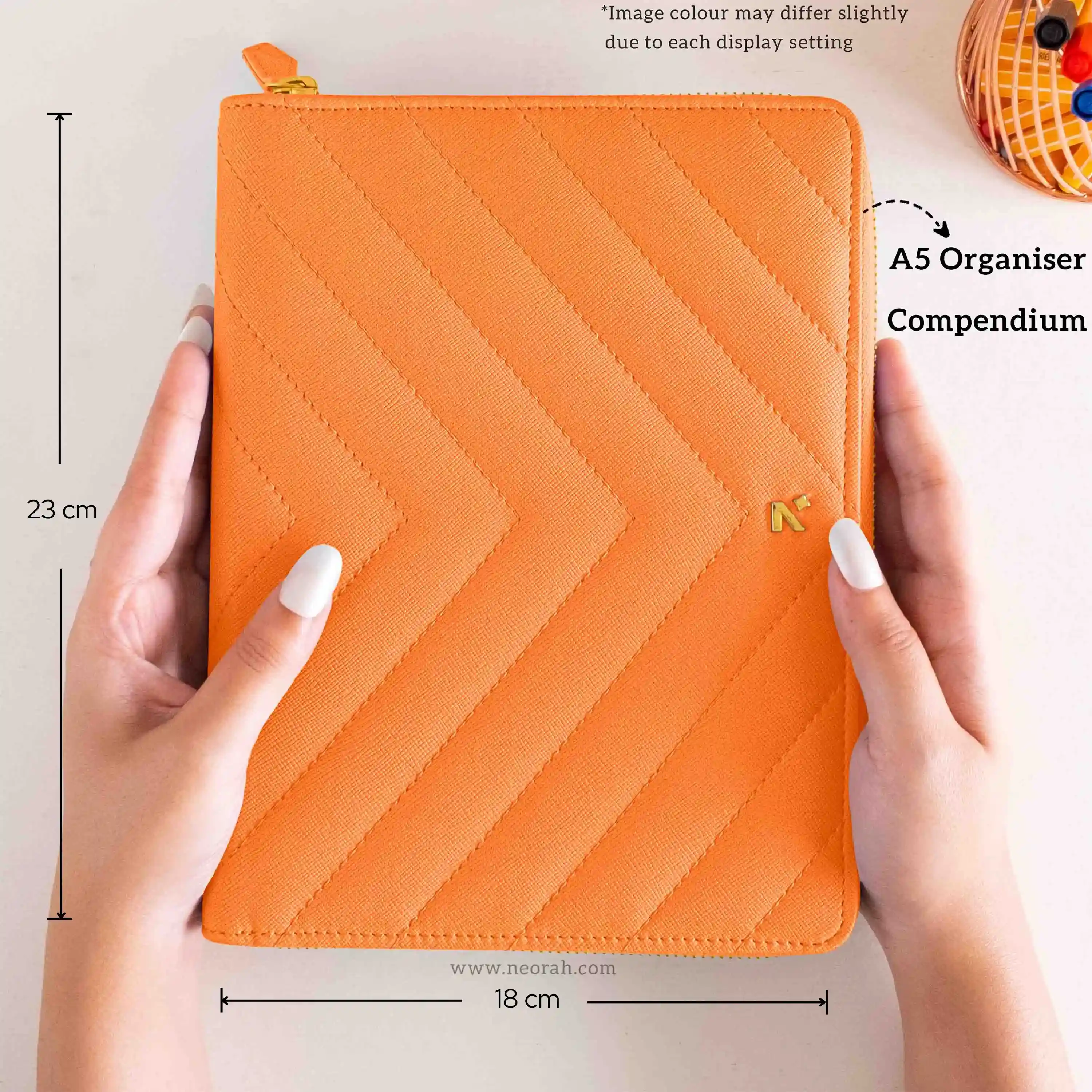 A5 - REFILLABLE QUILTED ORGANISER SLEEVE - ZIP - Image 171