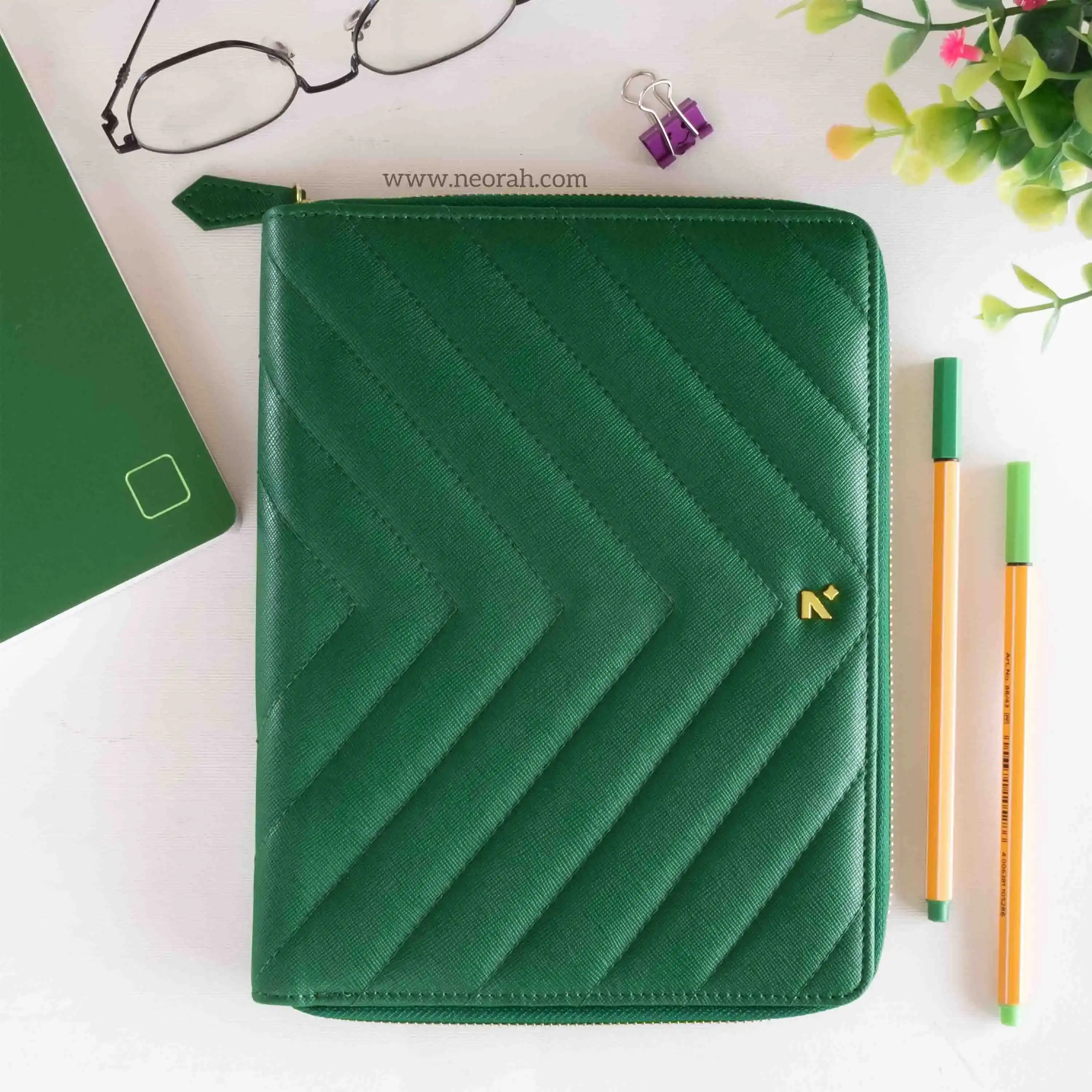 A5 - REFILLABLE QUILTED ORGANISER SLEEVE - ZIP - Image 9