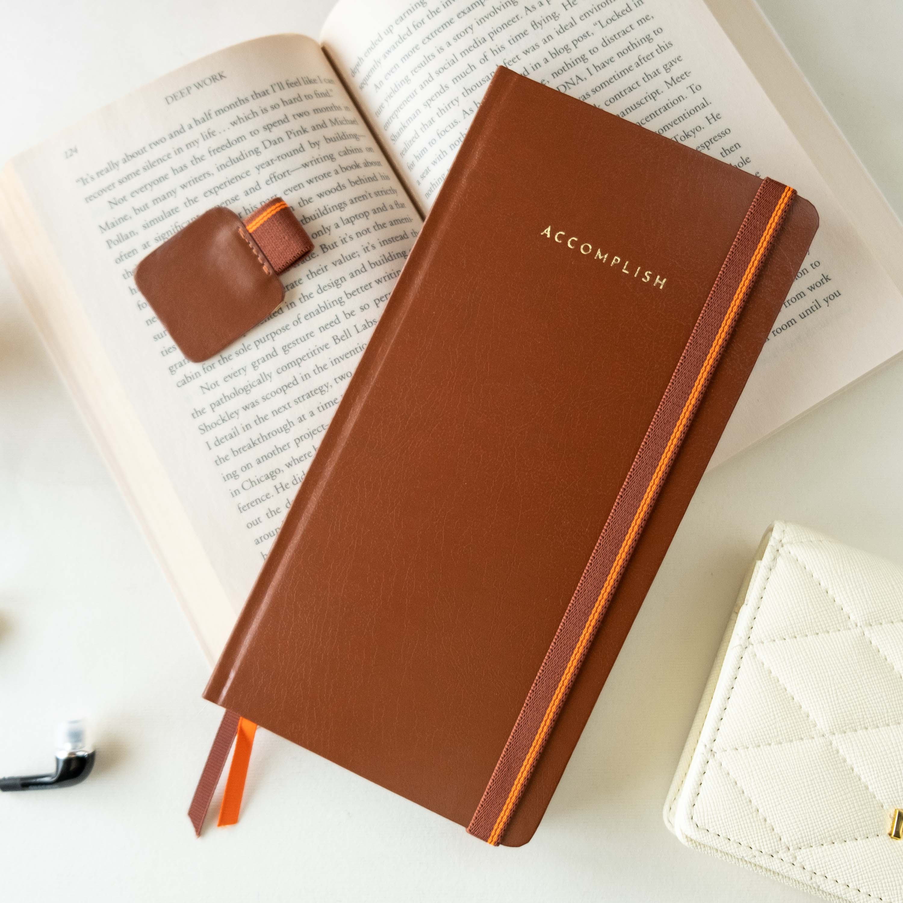 PETITE - UNDATED - WEEKLY PLANNER - HARD COVER - Image 132