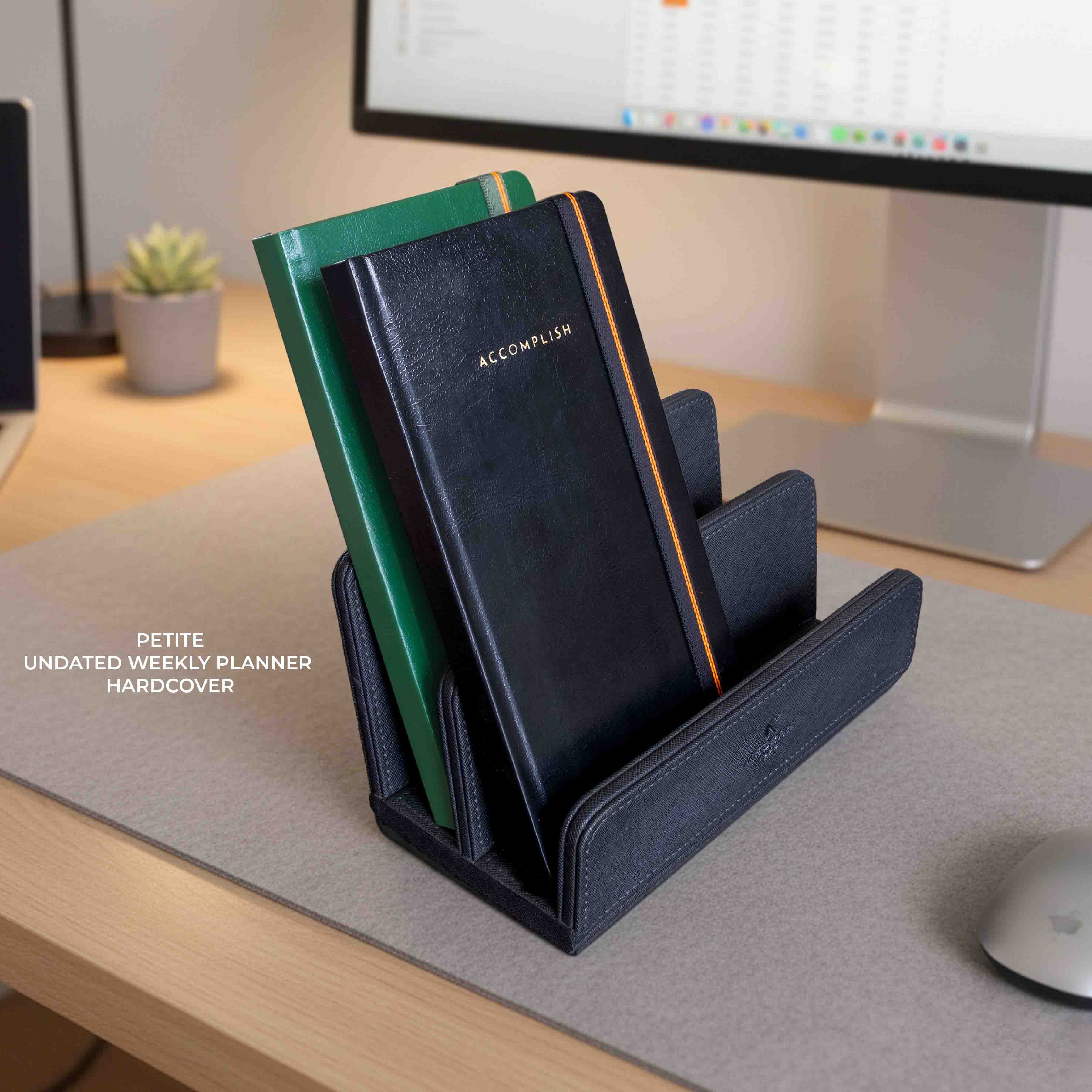 PETITE - UNDATED - WEEKLY PLANNER - HARD COVER - Image 40
