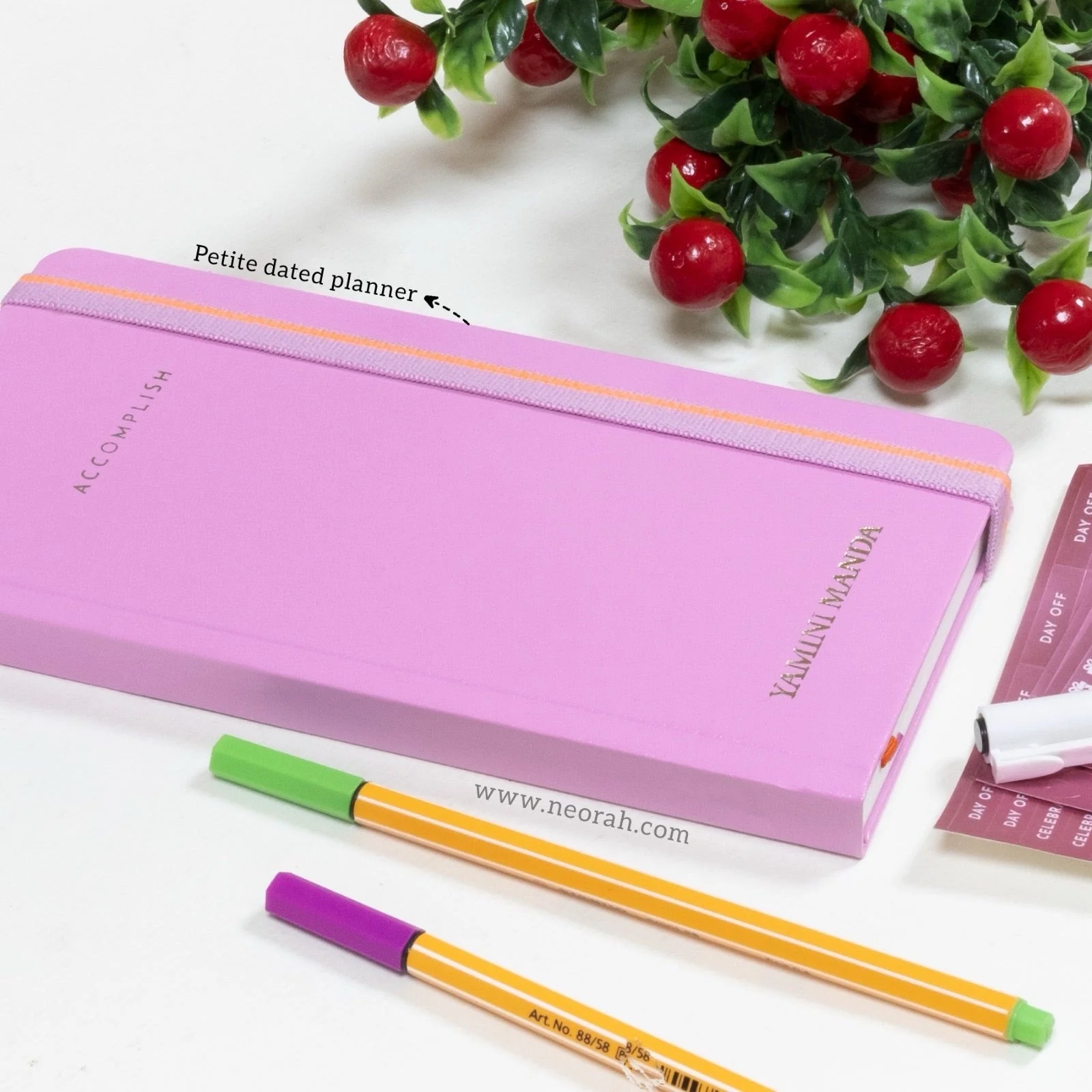 PETITE - UNDATED - WEEKLY PLANNER - HARD COVER - Image 72