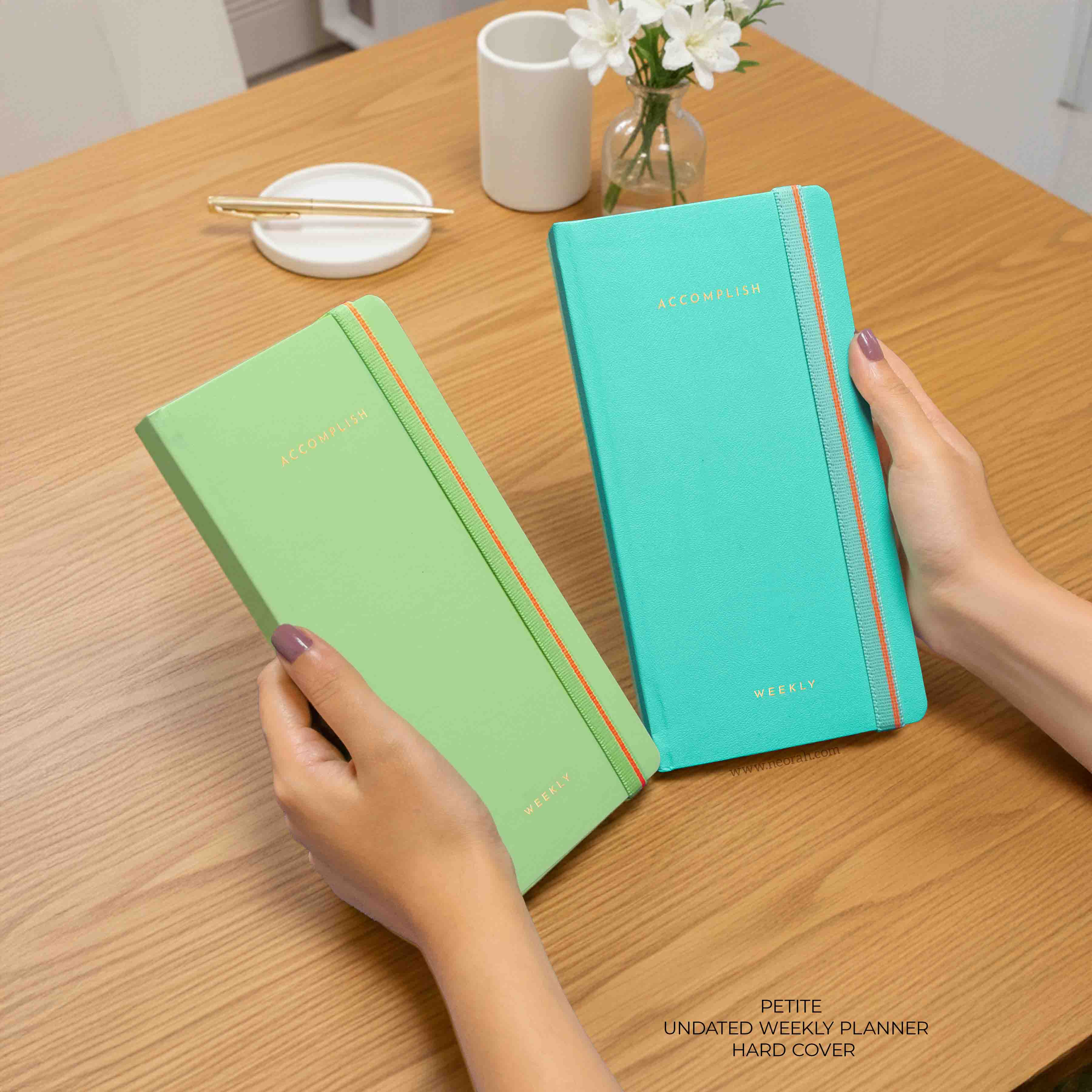 PETITE - UNDATED - WEEKLY PLANNER - HARD COVER - Image 90