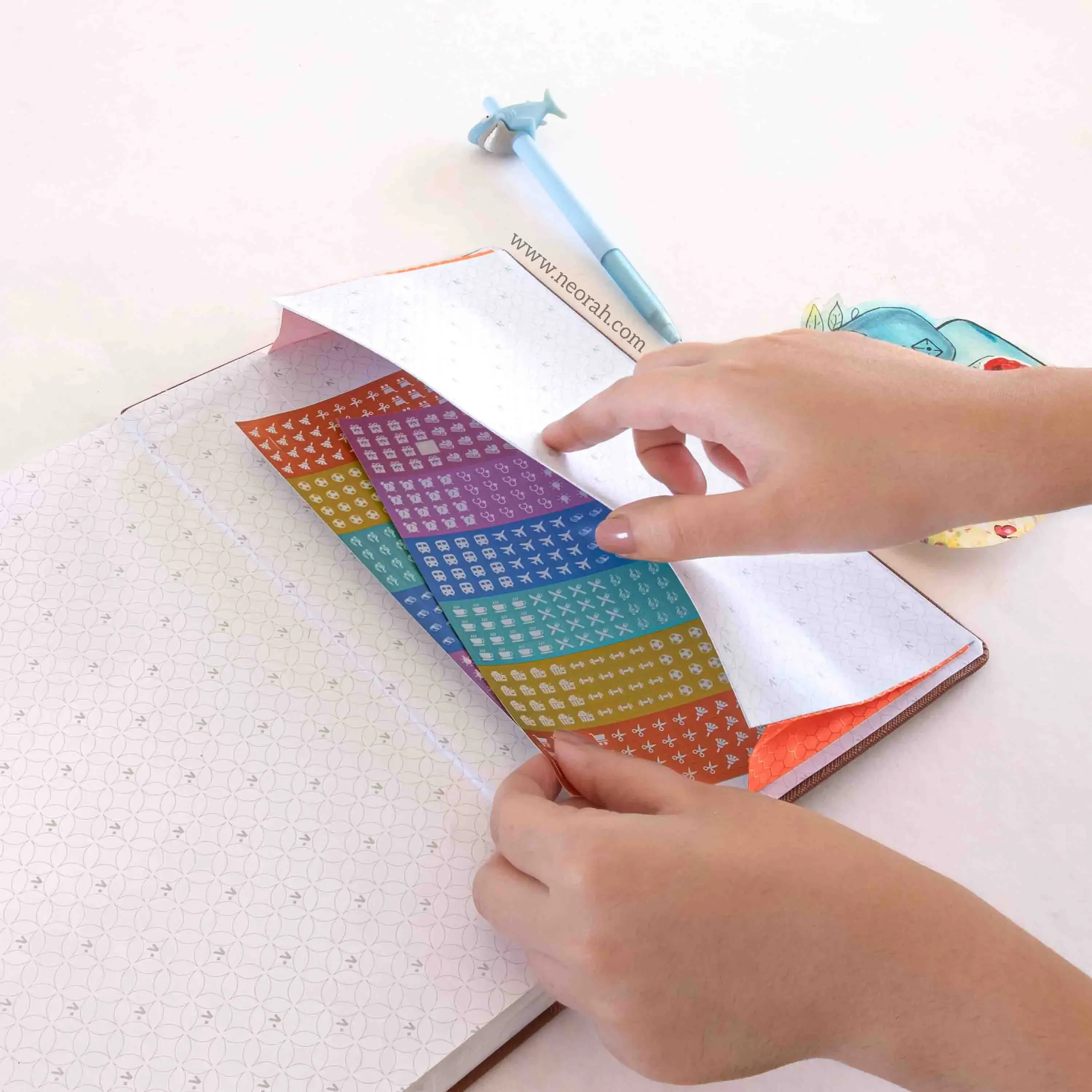 B5 - ART JOURNAL - DOT GRID - 200 GSM - Image 89