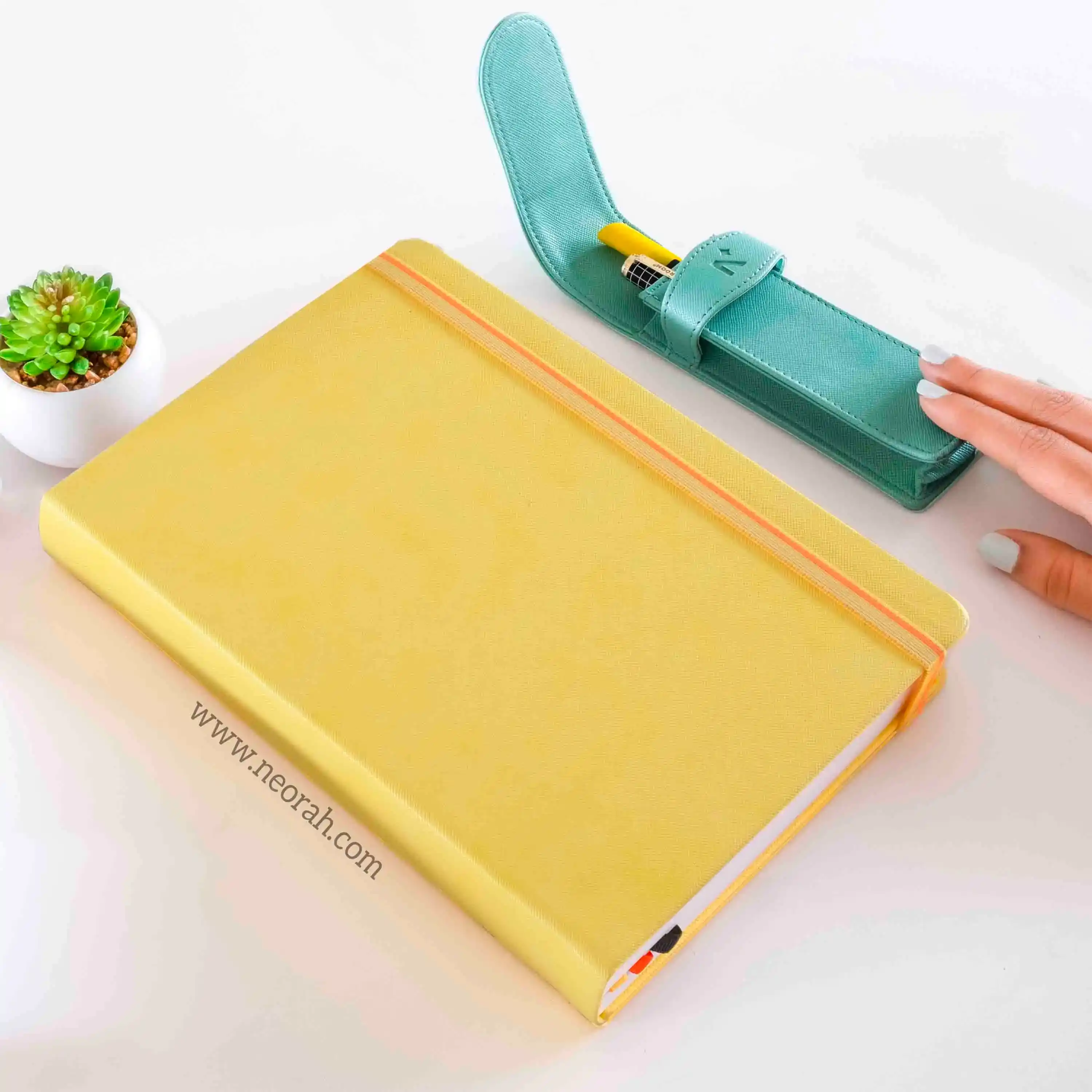 B5 - PAGE A DAY JOURNAL - Image 40