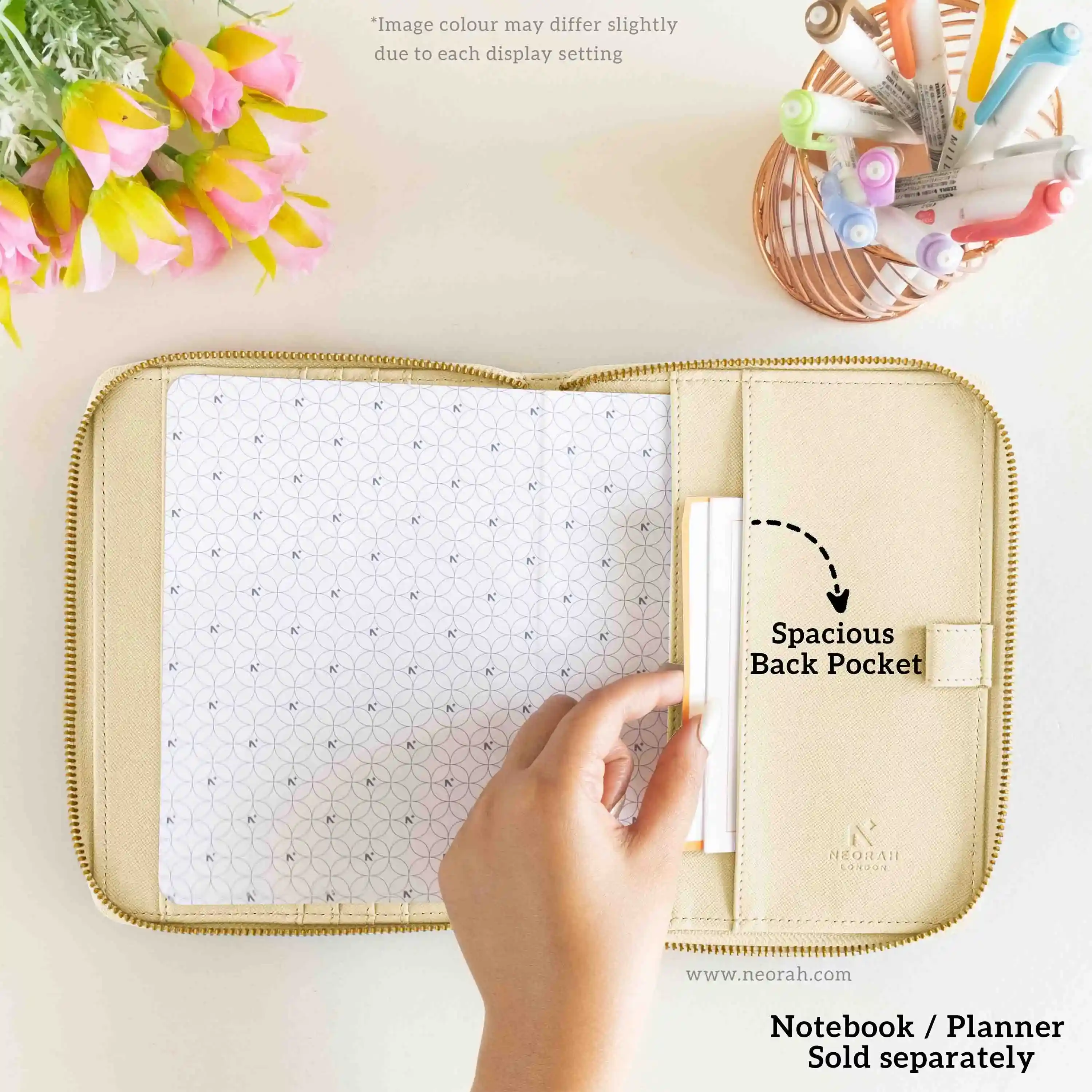 B6 - REFILLABLE QUILTED ORGANISER SLEEVE - ZIP - Image 16