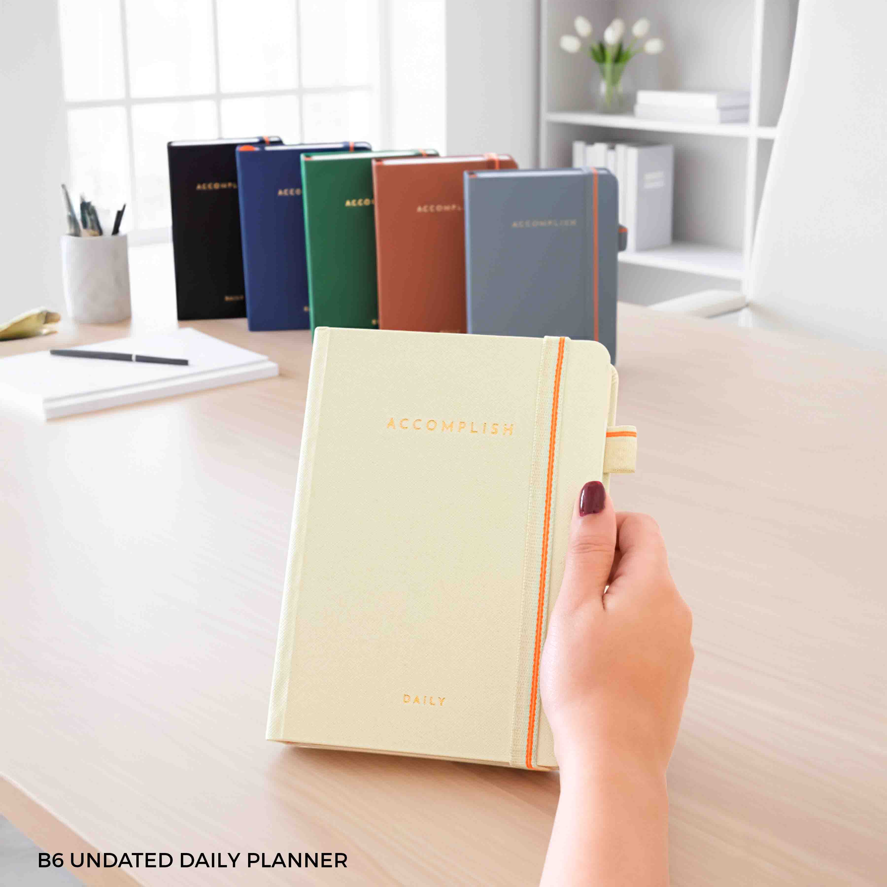 B6 - UNDATED - DAILY PLANNER - HARD COVER - Image 3
