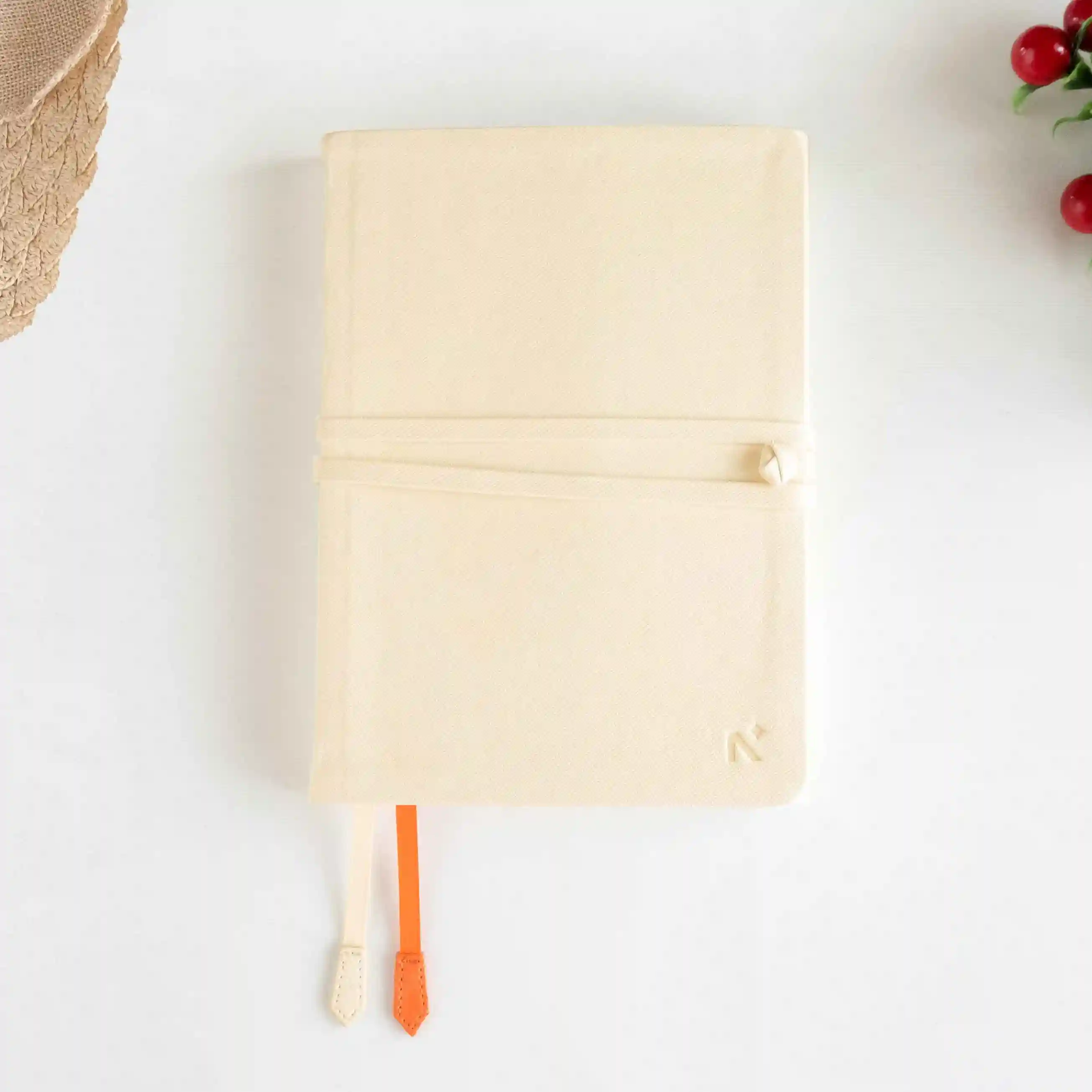 WANDERLUST- JOURNALS - PLAIN - Image 111