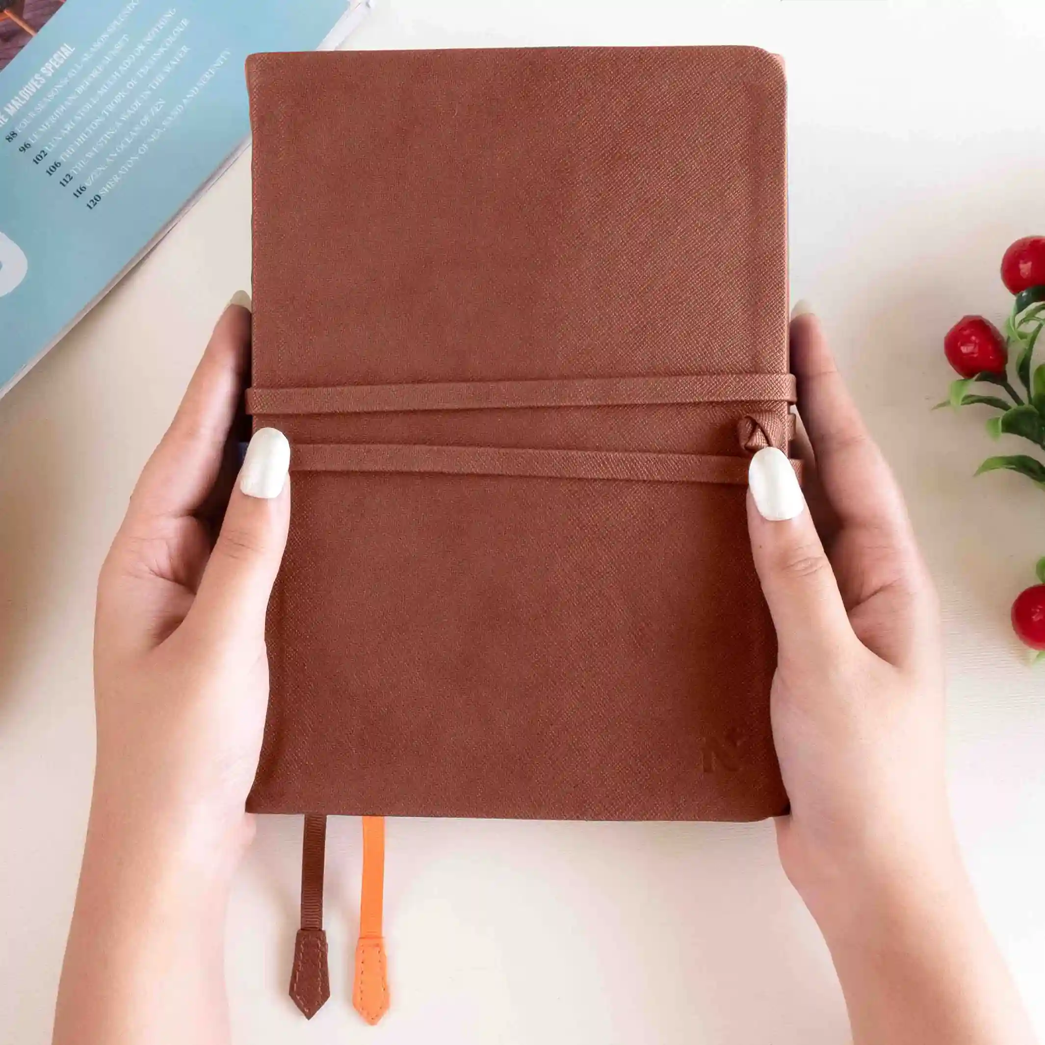 WANDERLUST- JOURNALS - PLAIN - Image 3