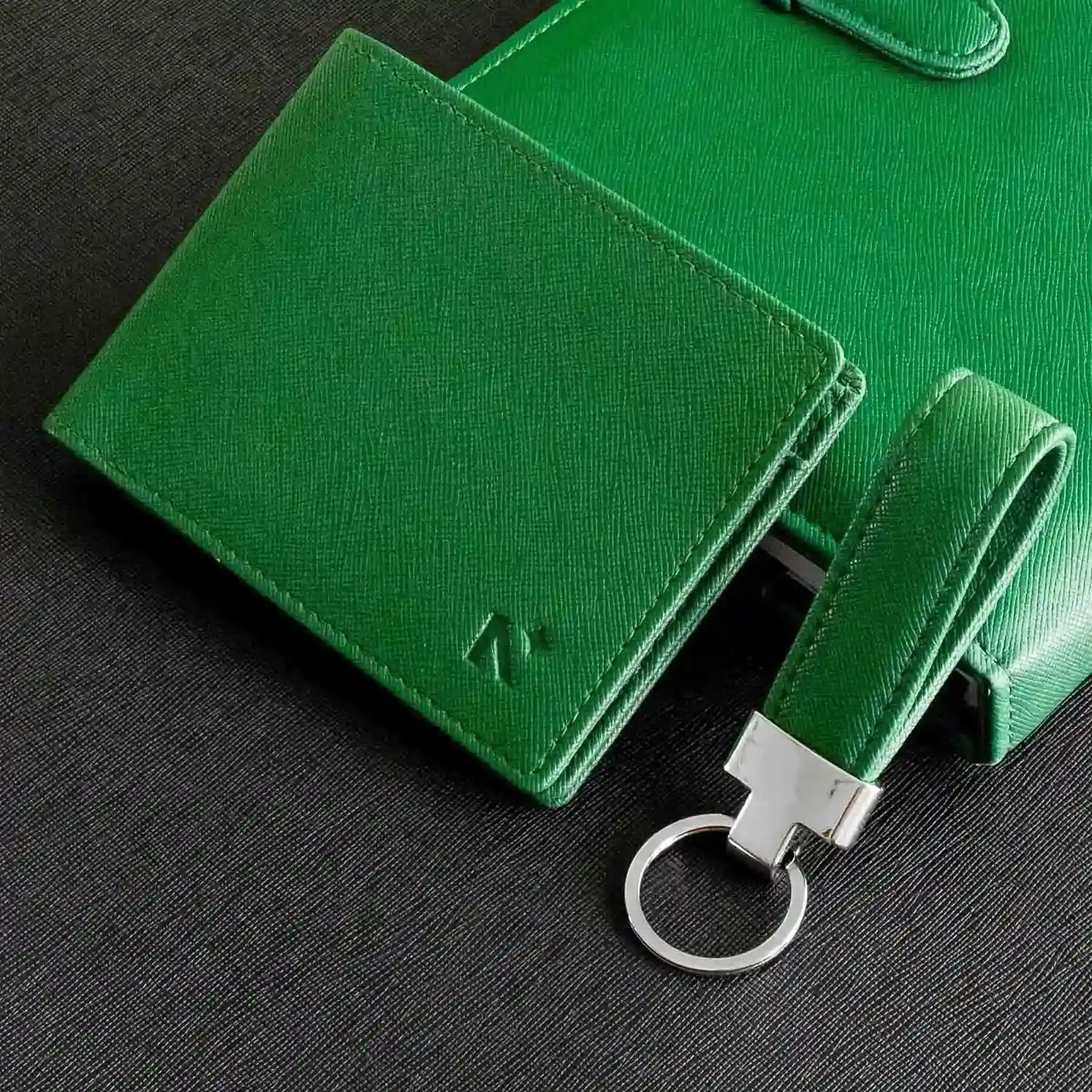 BIFOLD WALLET FOR MEN + KEYCHAIN - Image 30