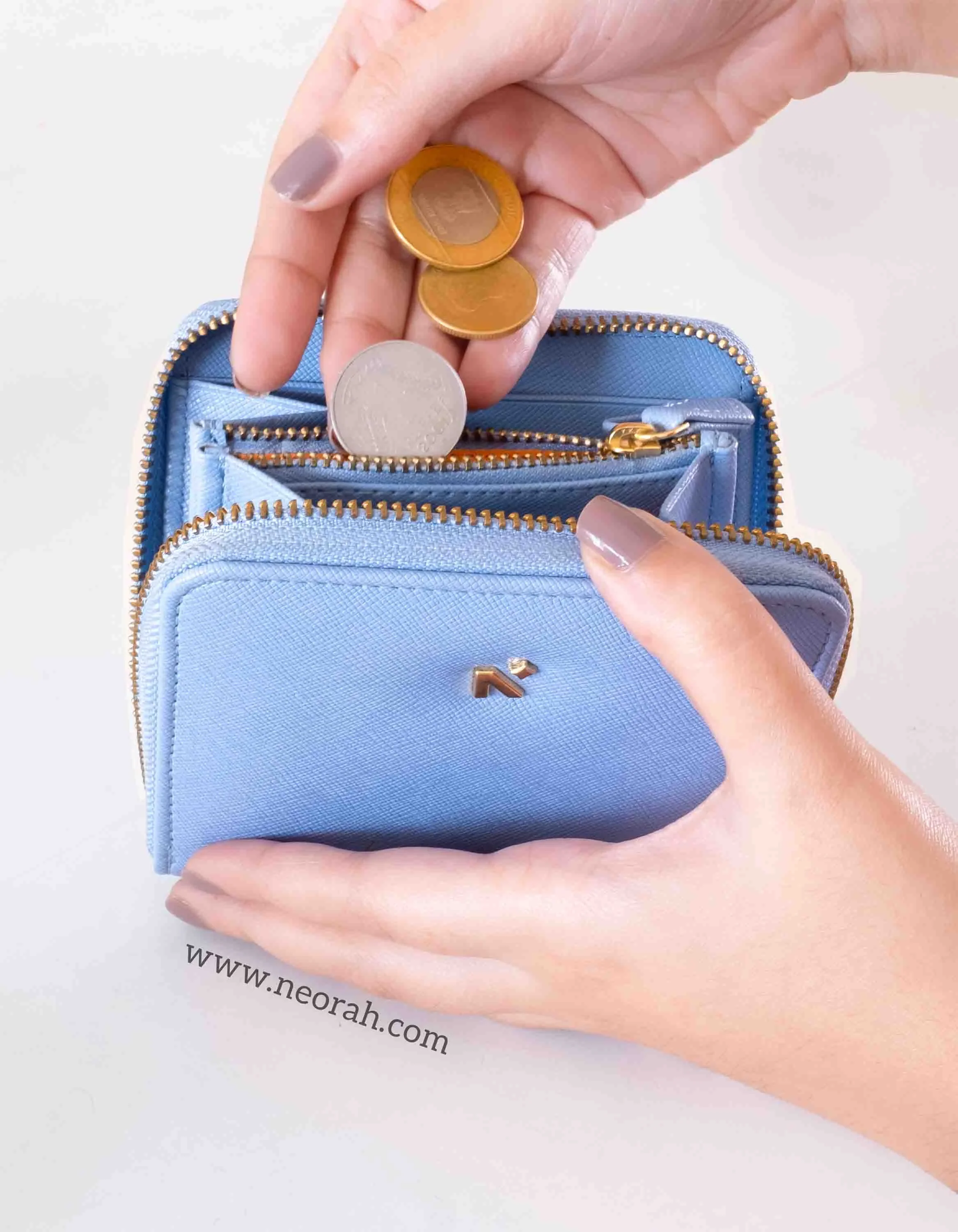 BIJOU - WOMEN ZIP AROUND WALLET WITH WRISTLET - Image 77