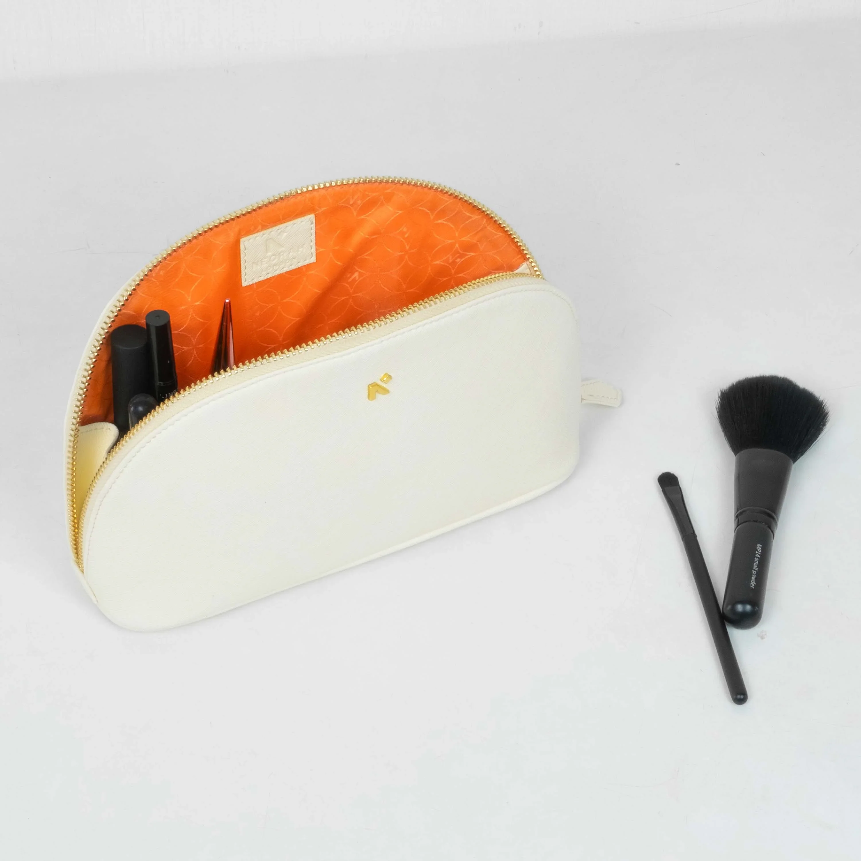 TRAVEL POUCH - Image 47
