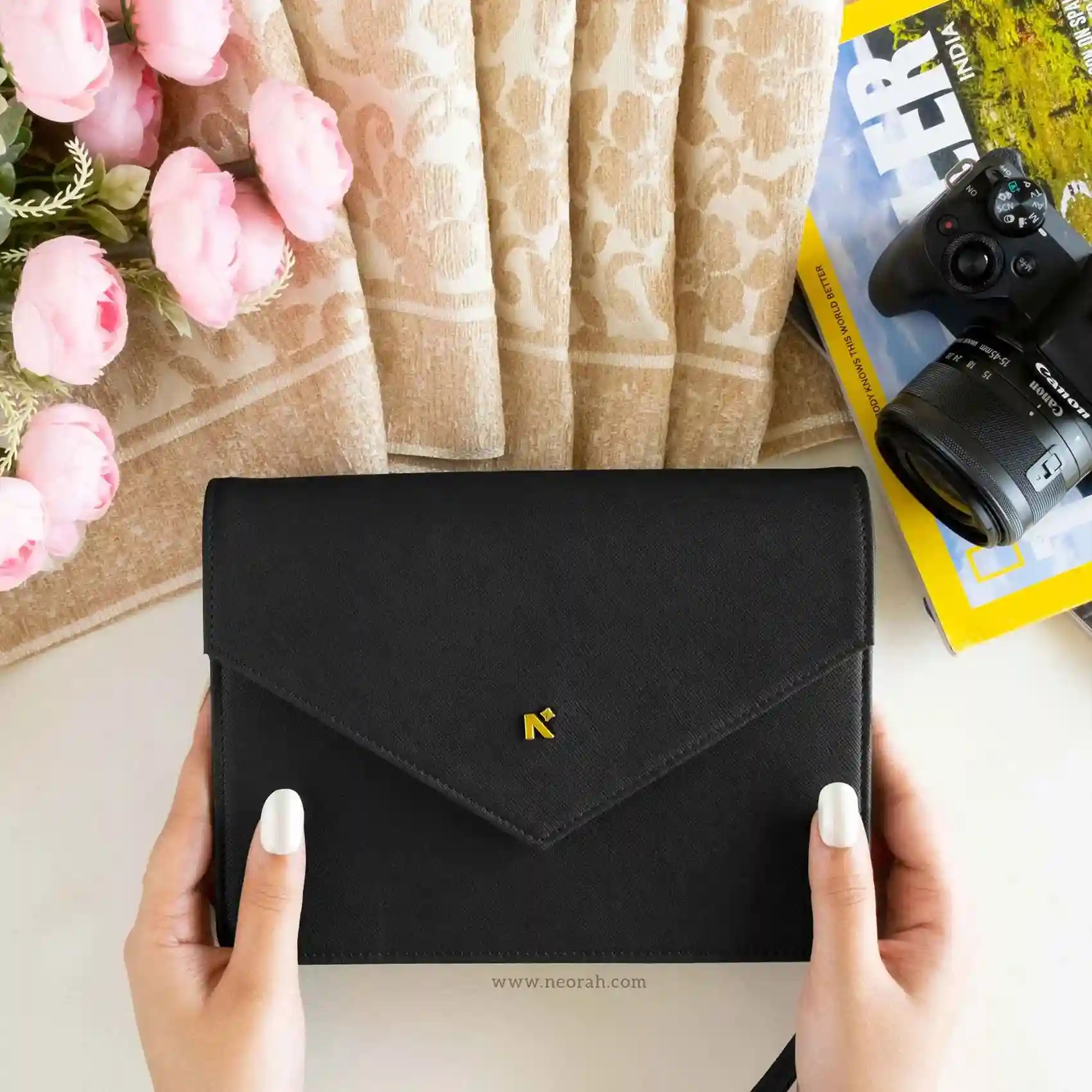 EMMA | CROSSBODY SLING BAG | ENVELOPE - Image 31