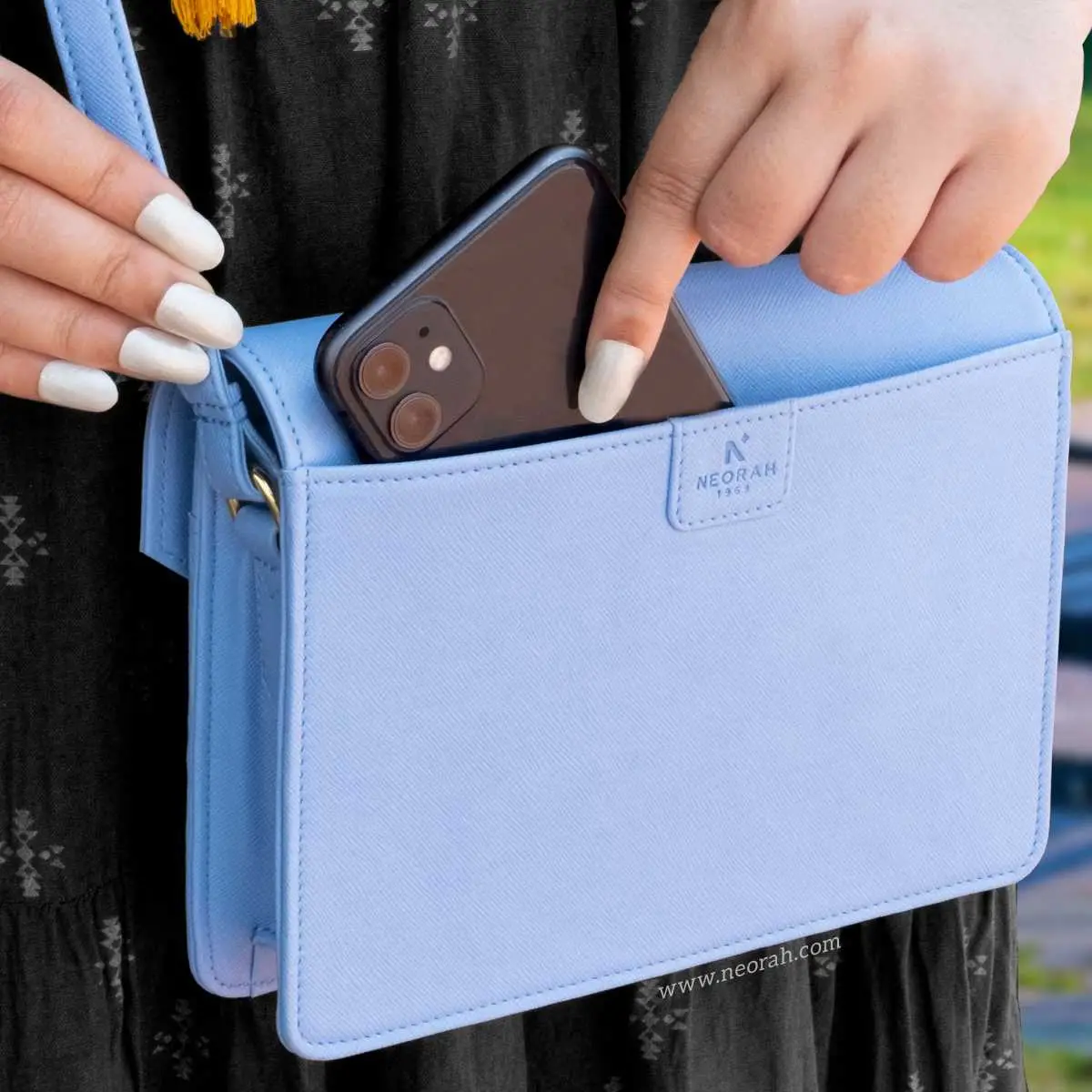 EMMA | CROSSBODY SLING BAG | ENVELOPE - Image 62