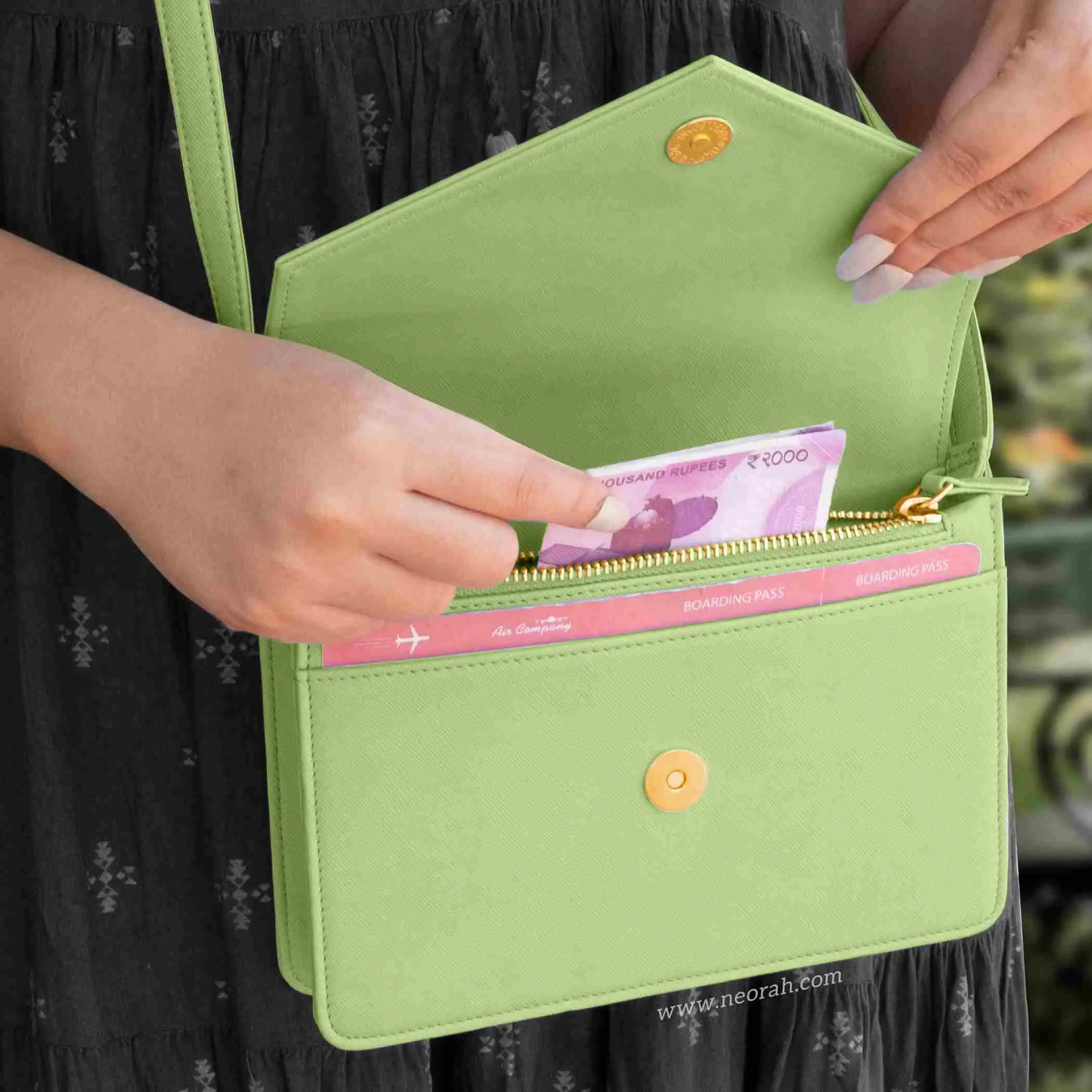 EMMA | CROSSBODY SLING BAG | ENVELOPE - Image 68