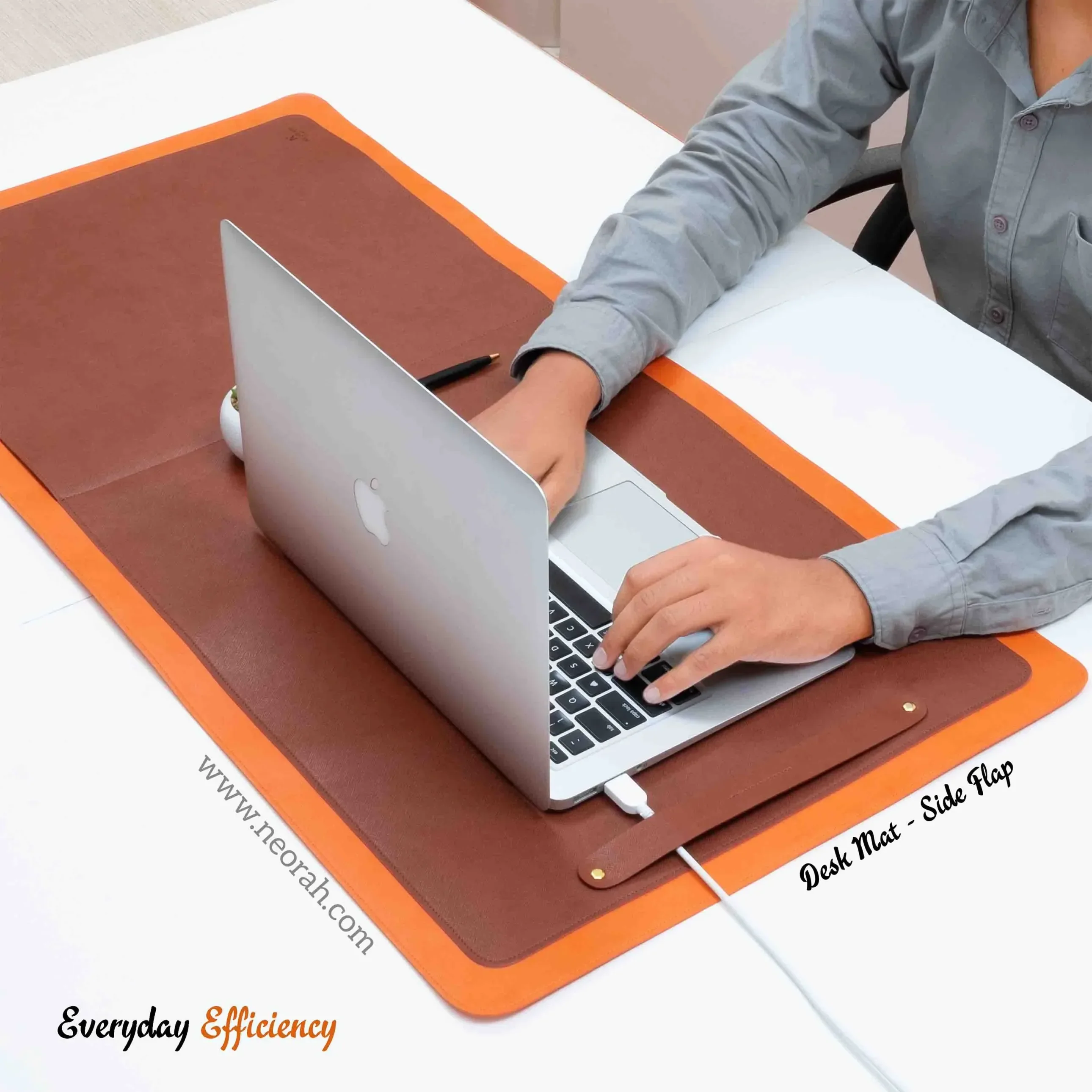 DESK MAT - SIDE FLAP - (COLOR CUSTOMISABLE) - Image 2