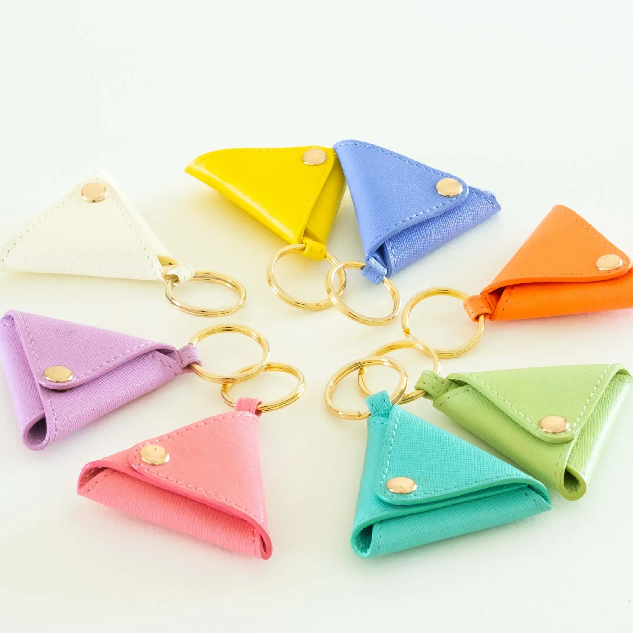 KEY CHAIN - TRIANGLE - Image 9