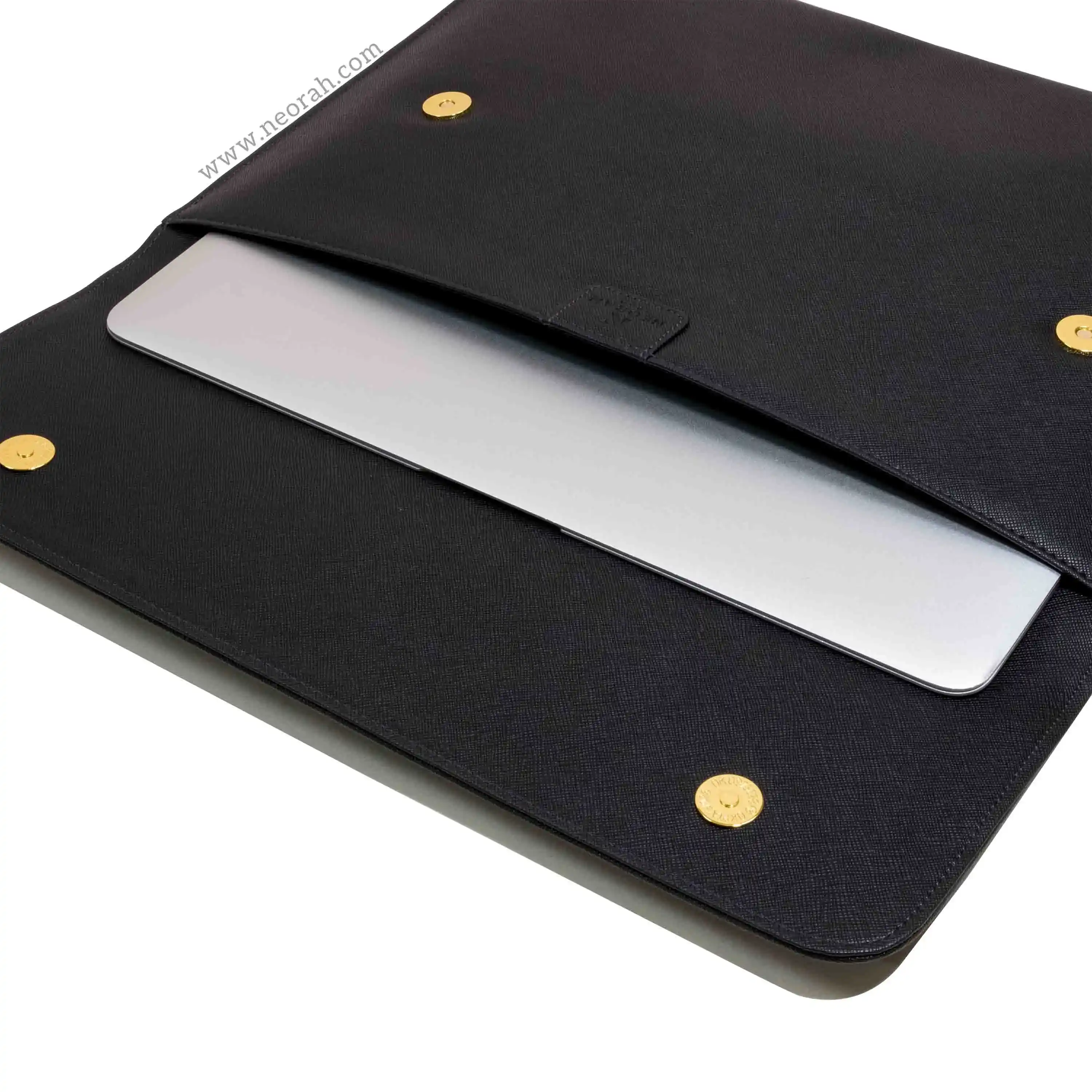 LAPTOP SLEEVE WITH FLAP + MAGNETIC CLOSURE - Image 14