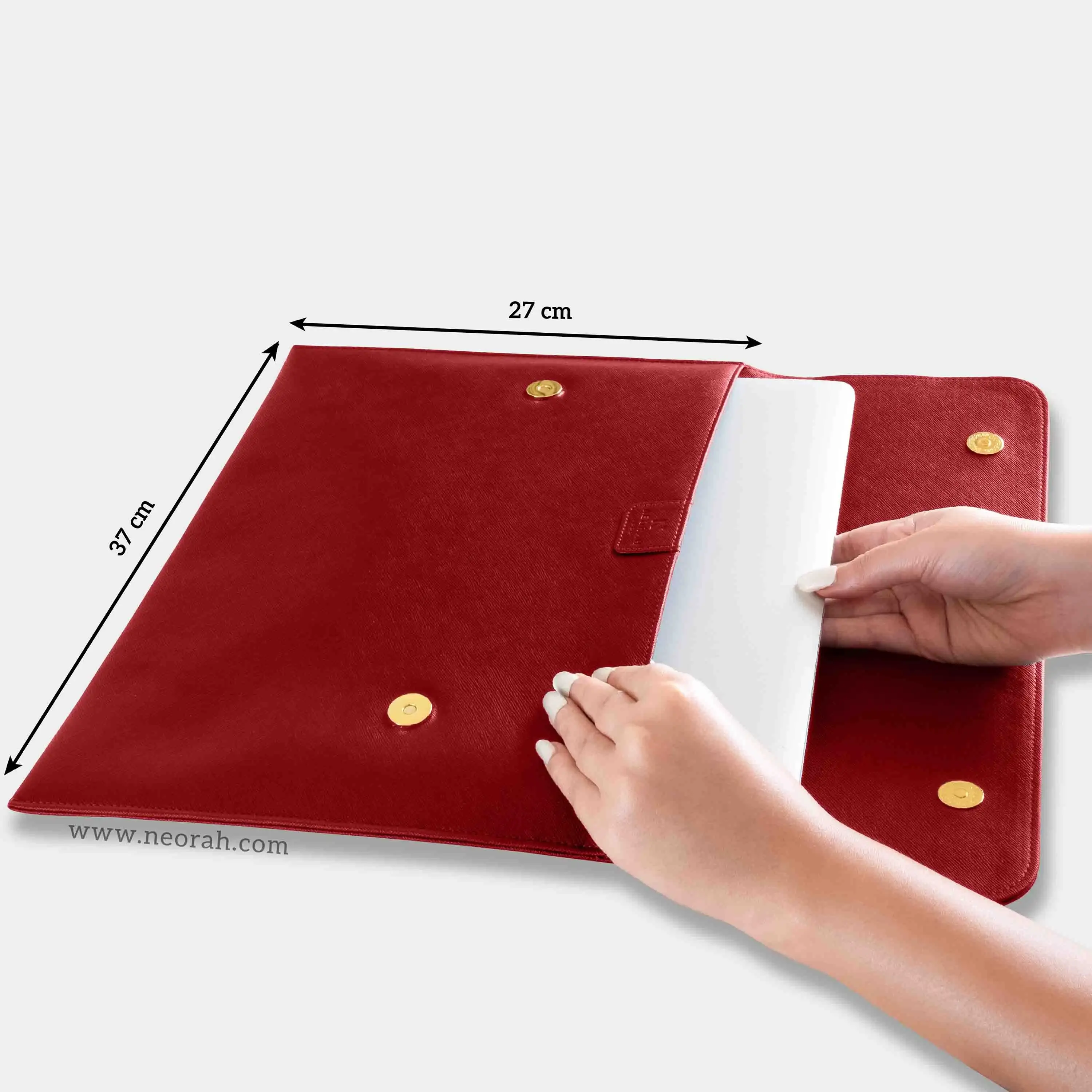 LAPTOP SLEEVE WITH FLAP + MAGNETIC CLOSURE - Image 86