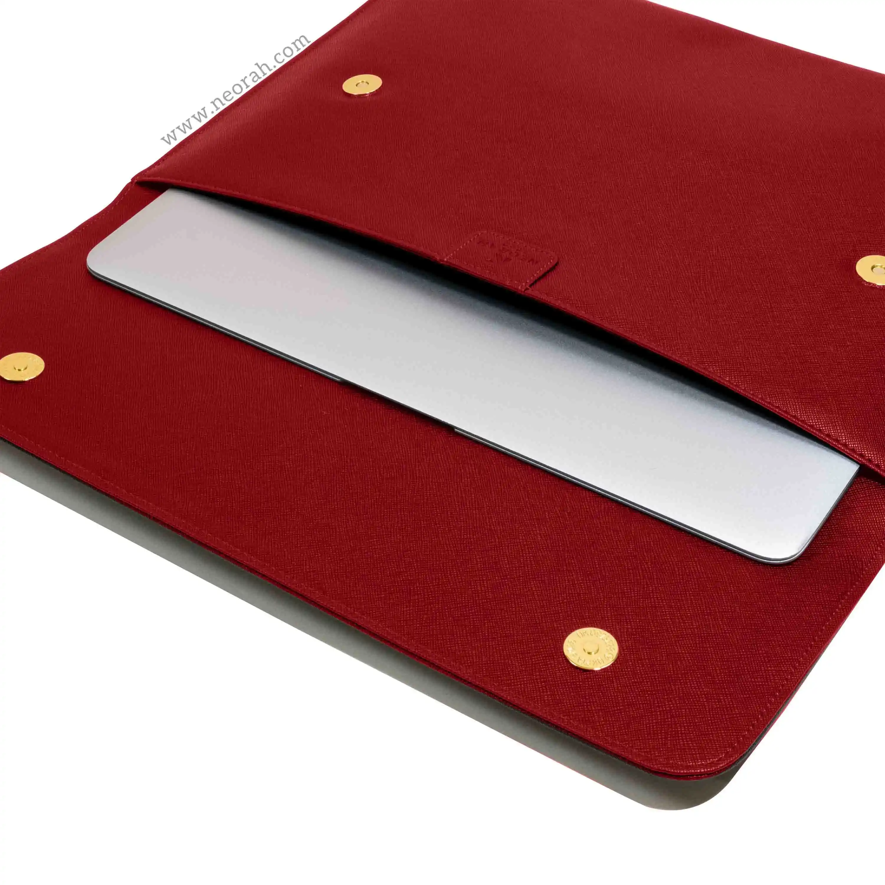 LAPTOP SLEEVE WITH FLAP + MAGNETIC CLOSURE - Image 87