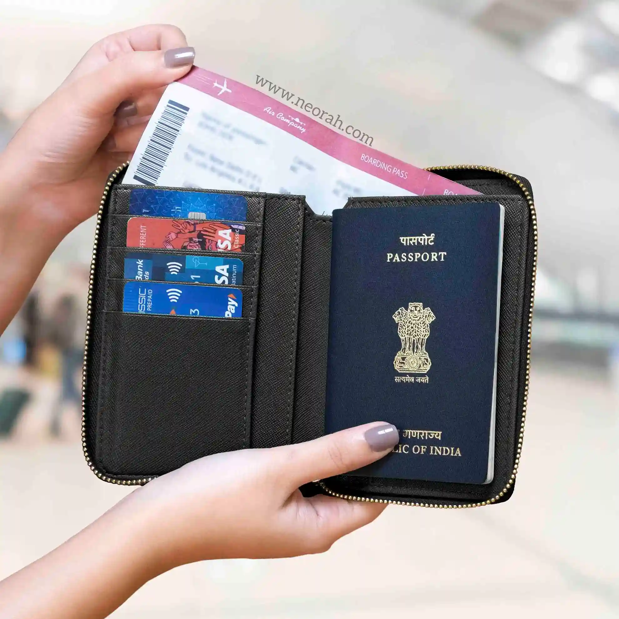 B7 - ORGANISER / PASSPORT COVER - ZIP - Image 109