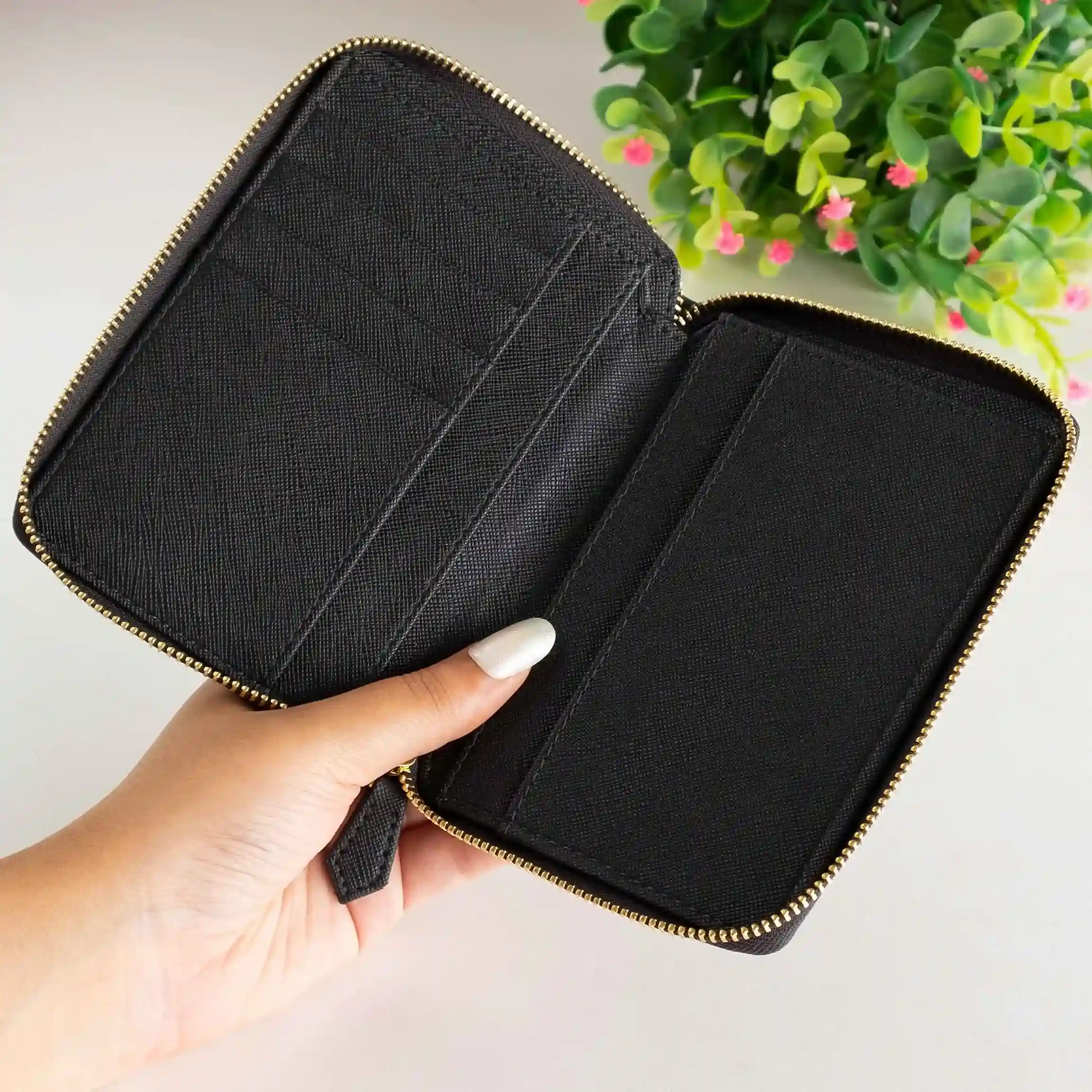 B7 - ORGANISER / PASSPORT COVER - ZIP - Image 19