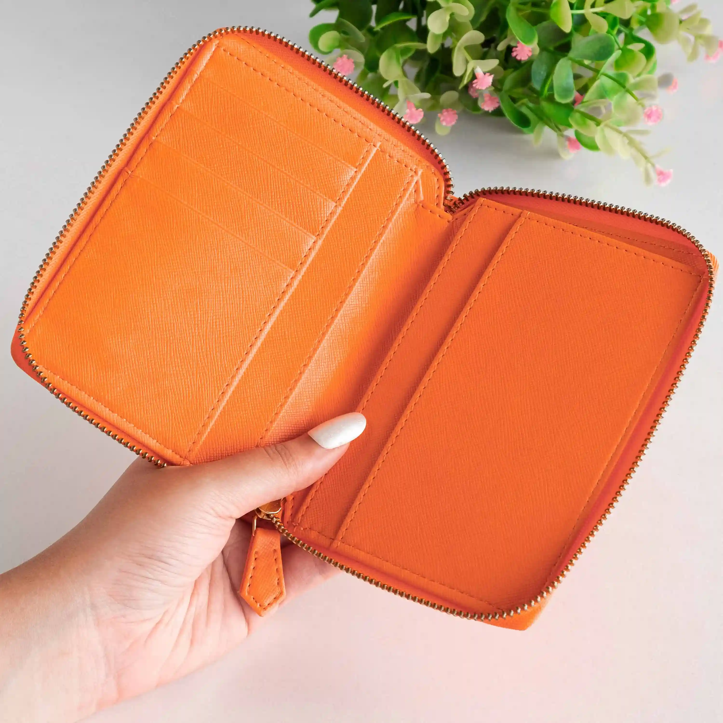 B7 - ORGANISER / PASSPORT COVER - ZIP - Image 55