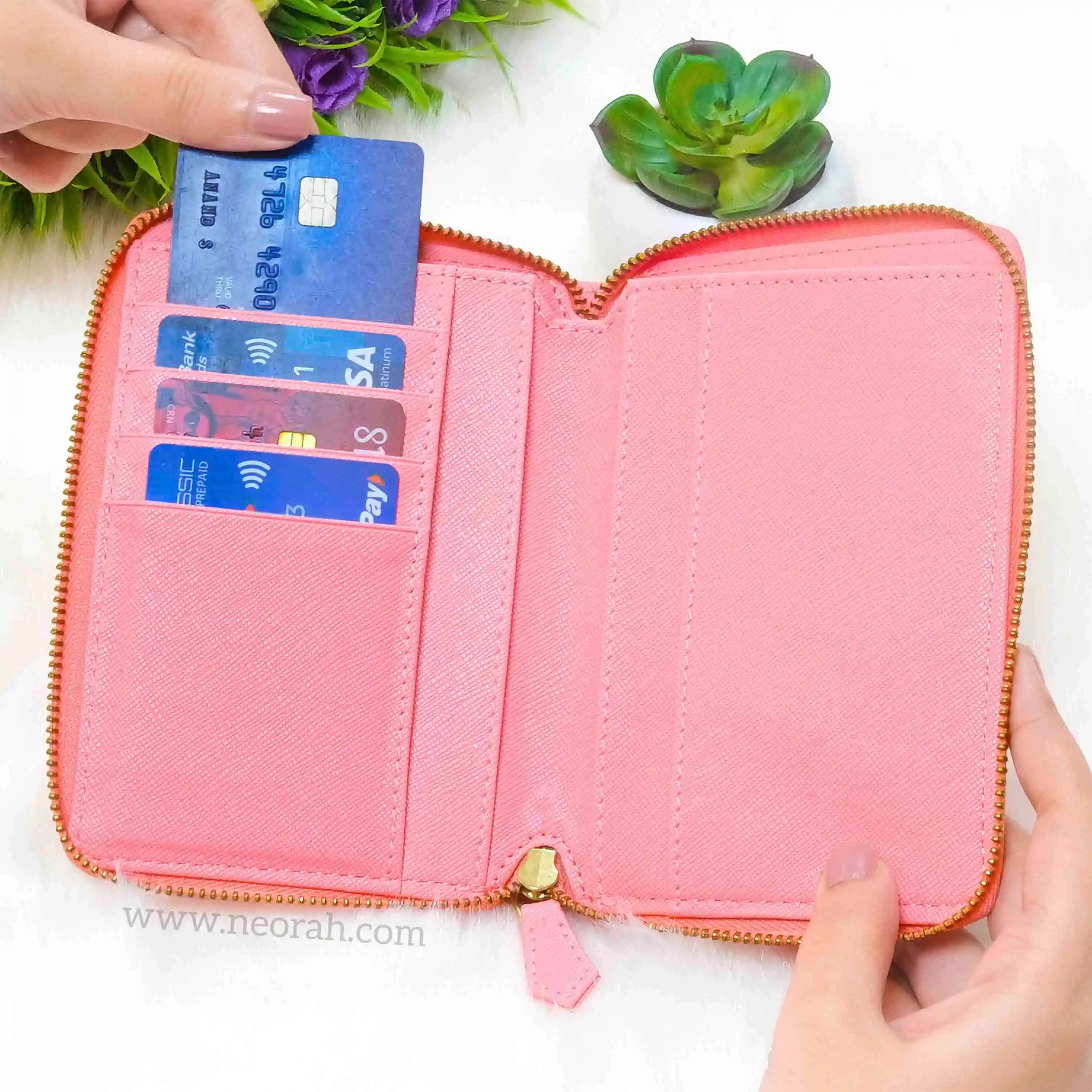 B7 - ORGANISER / PASSPORT COVER - ZIP - Image 65