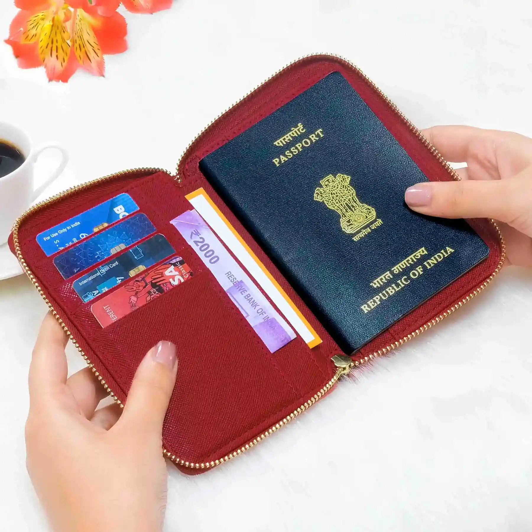 B7 - ORGANISER / PASSPORT COVER - ZIP - Image 87