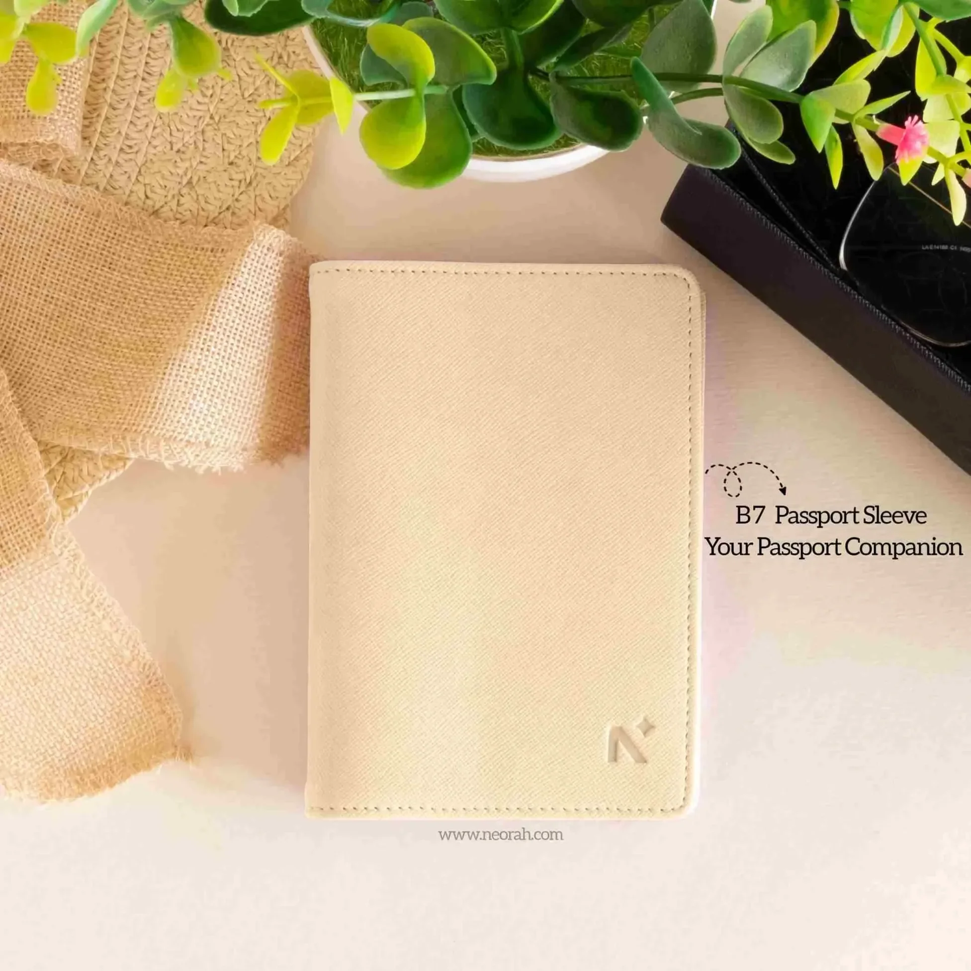 B7 - ORGANISER / PASSPORT COVER - Image 14