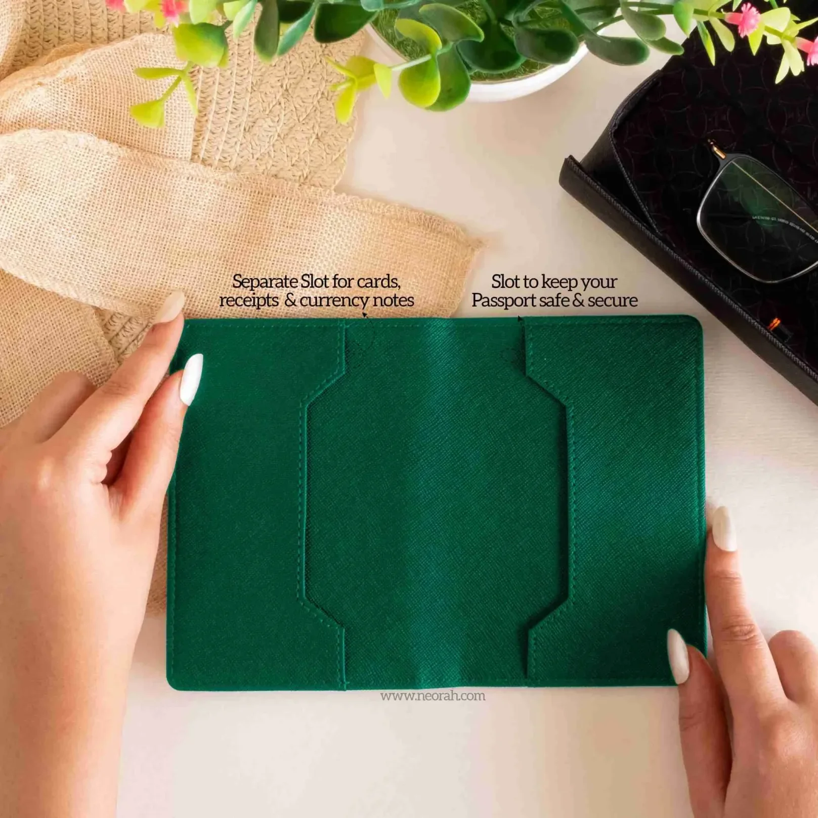 B7 - ORGANISER / PASSPORT COVER - Image 40