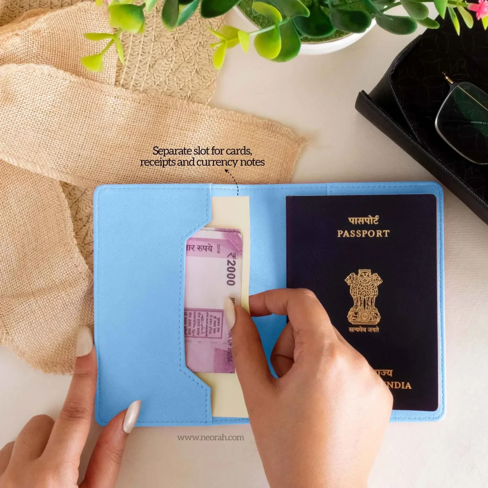 B7 - ORGANISER / PASSPORT COVER - Image 53