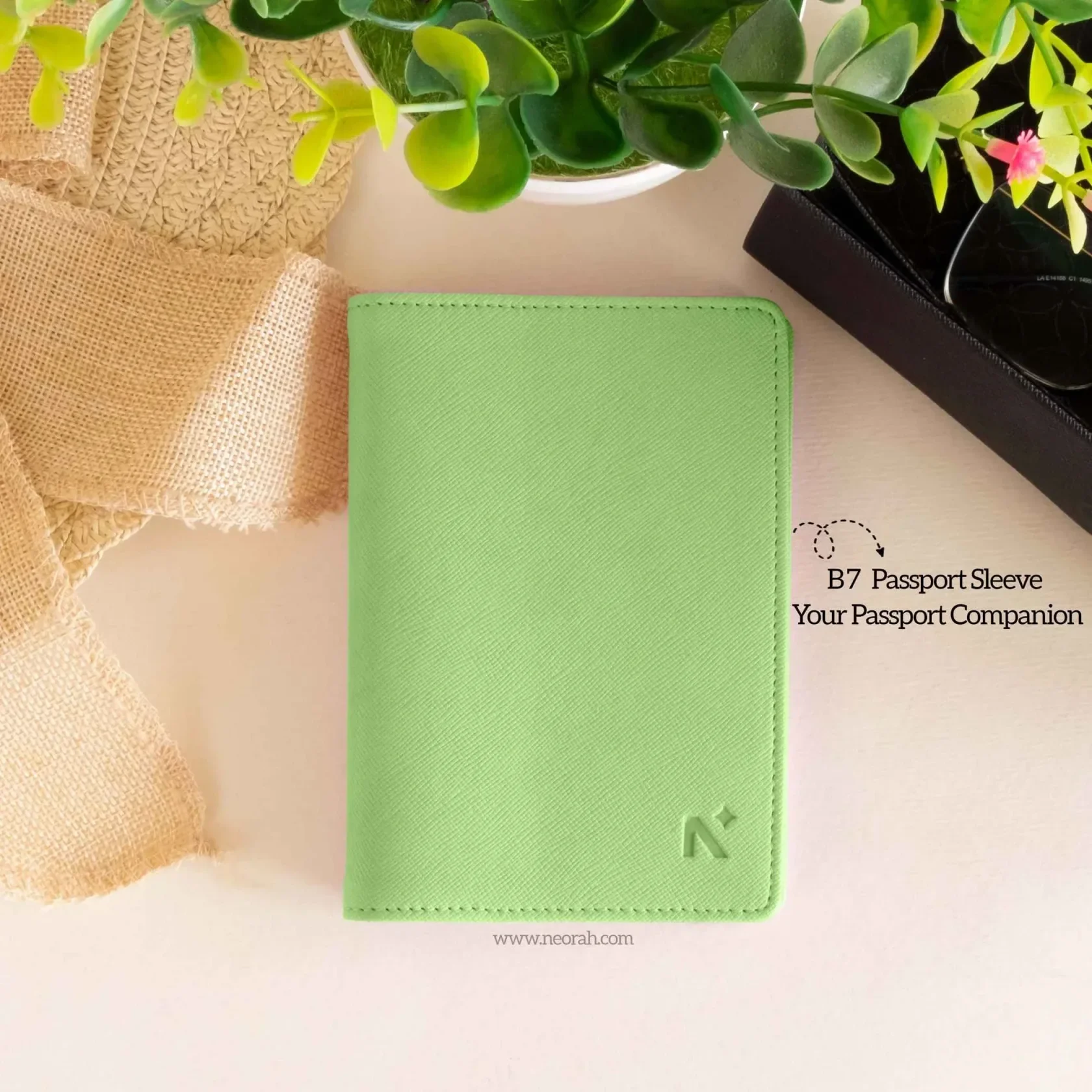 B7 - ORGANISER / PASSPORT COVER - Image 72