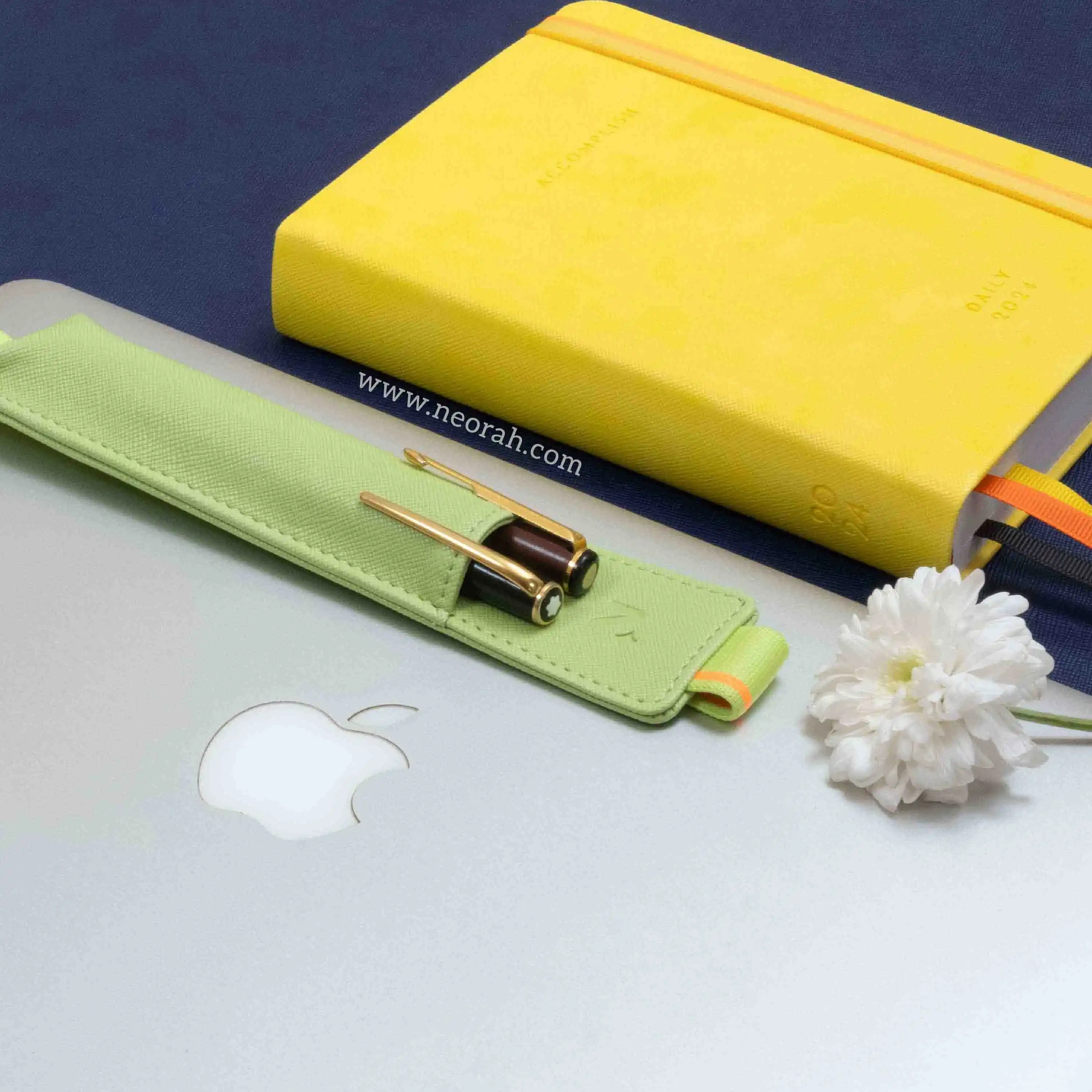 PEN HOLDER - Image 117