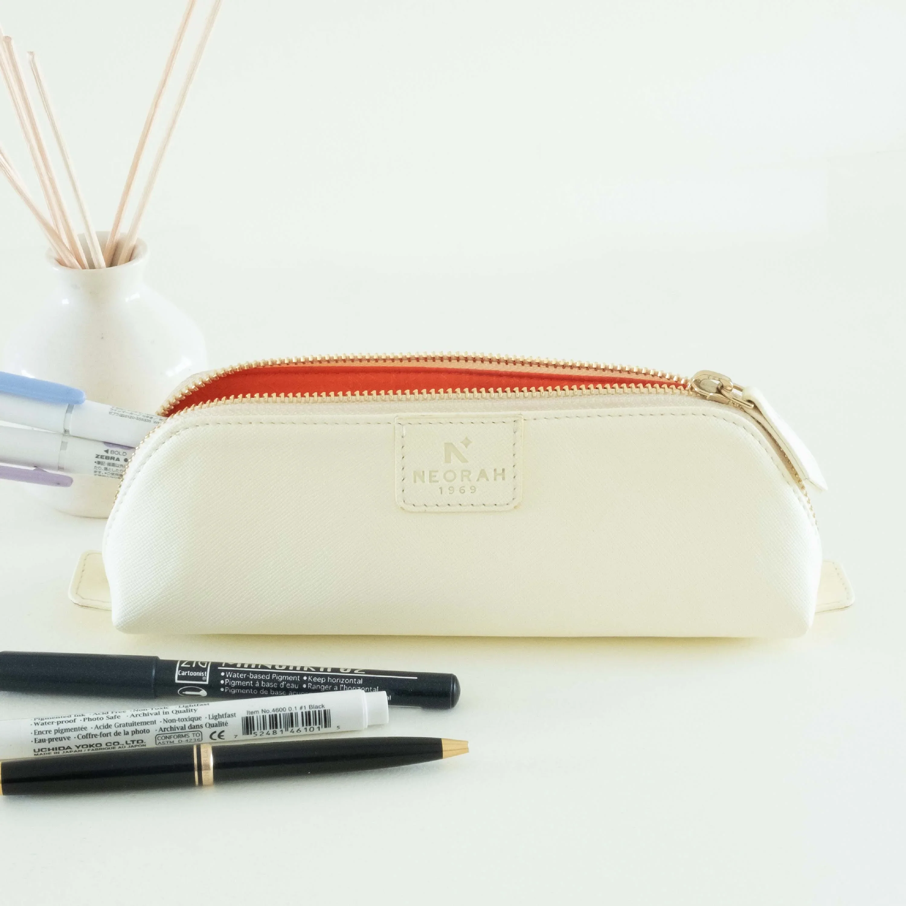 PENCIL POUCH - TRIANGLE - Image 10