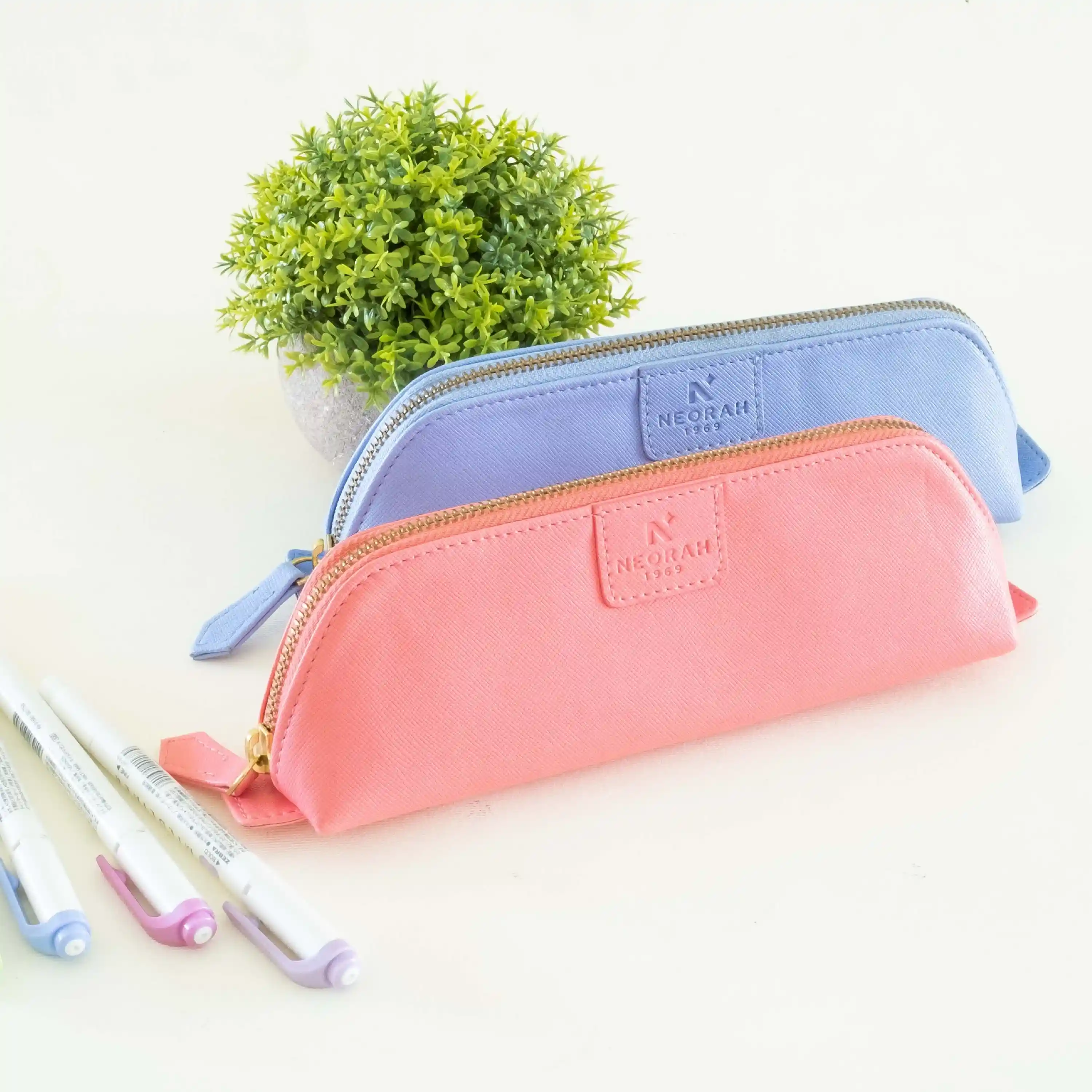 PENCIL POUCH - TRIANGLE - Image 123