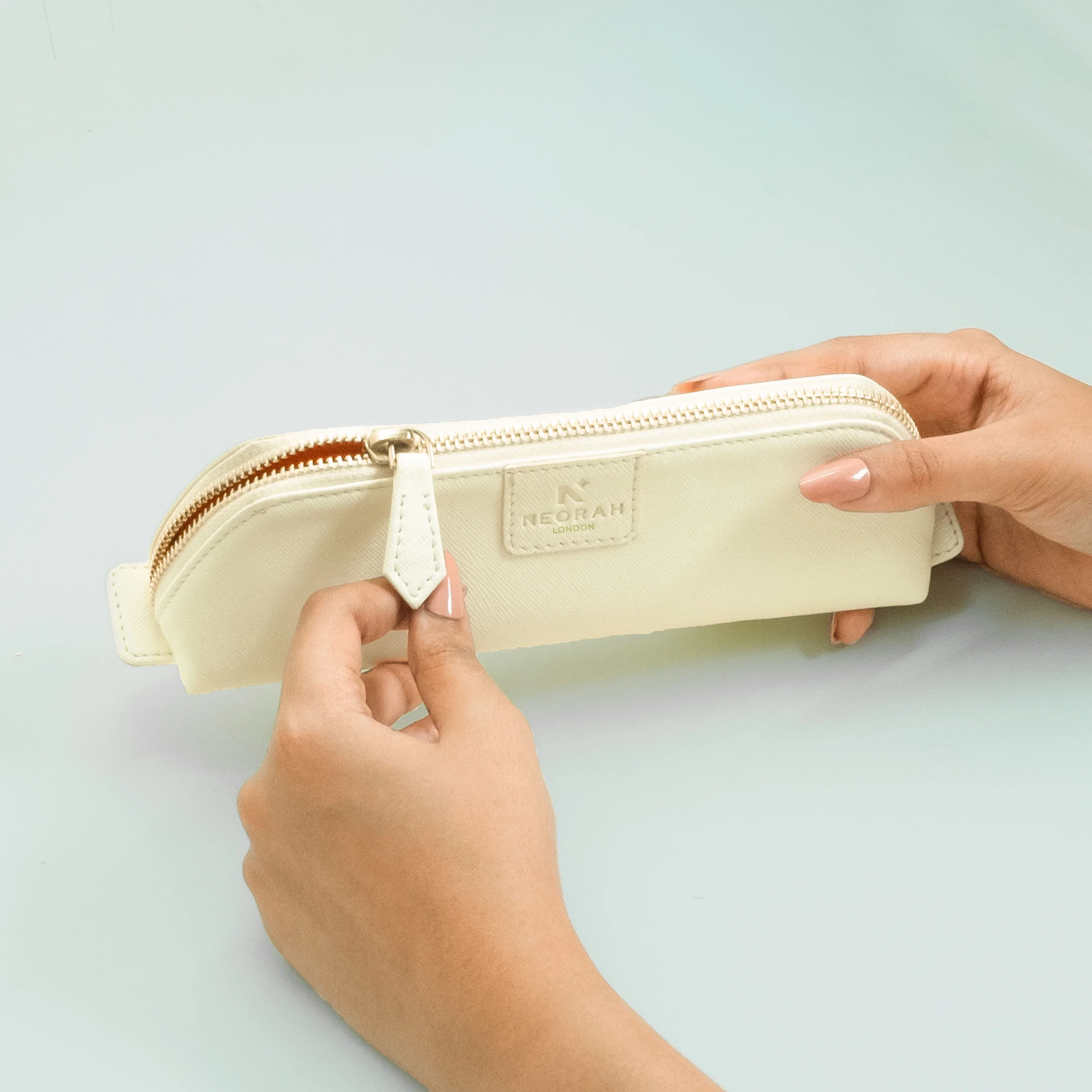 PENCIL POUCH - TRIANGLE - Image 13