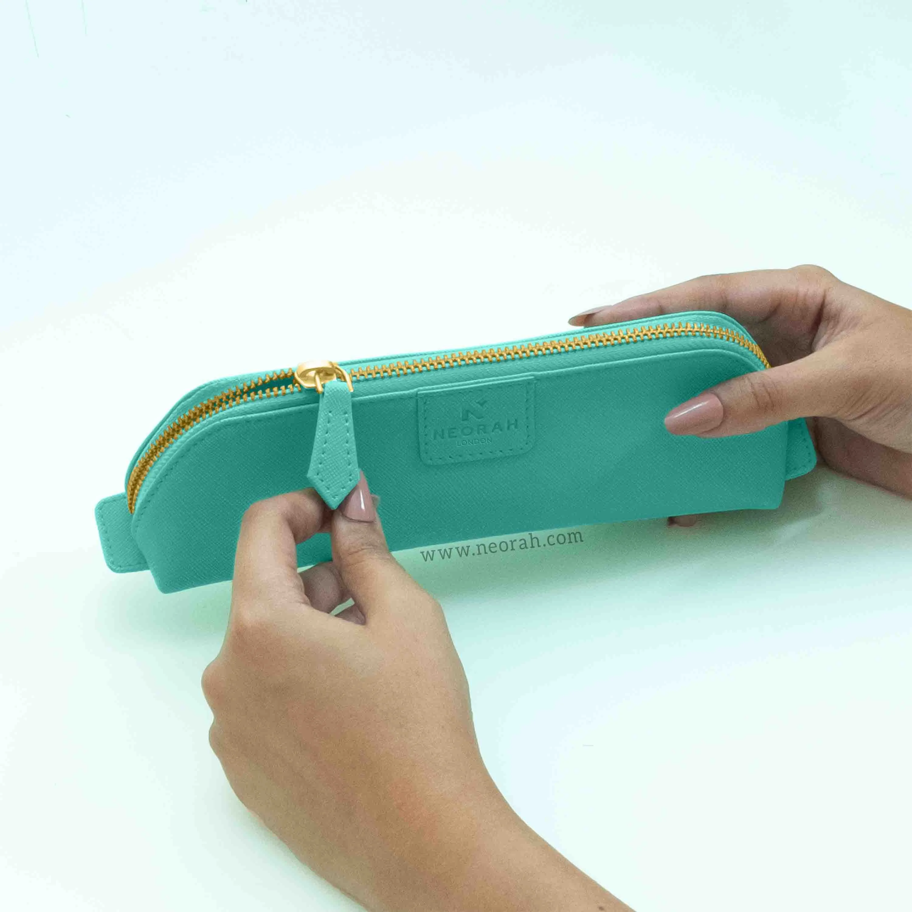 PENCIL POUCH - TRIANGLE - Image 165