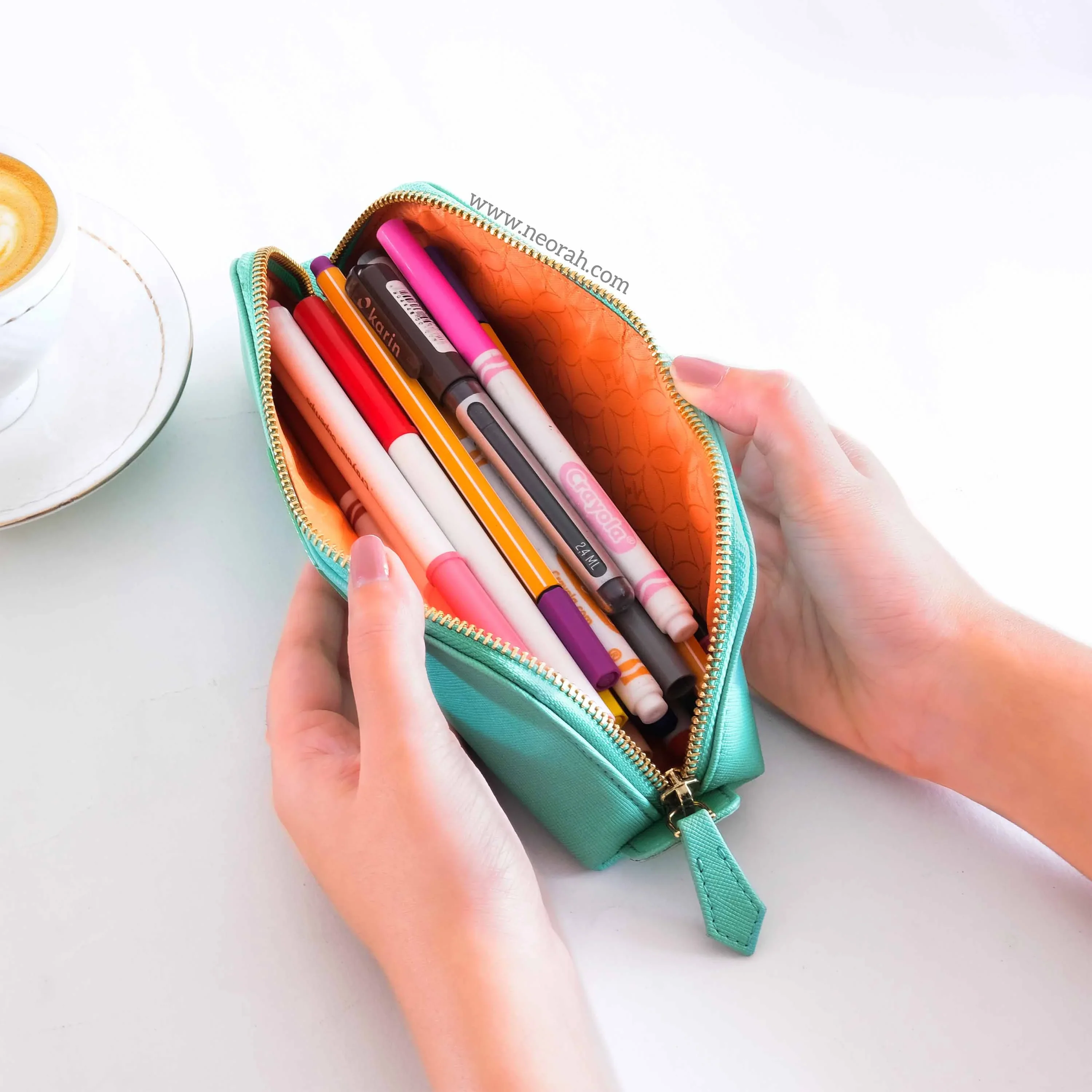 PENCIL POUCH - TRIANGLE - Image 170