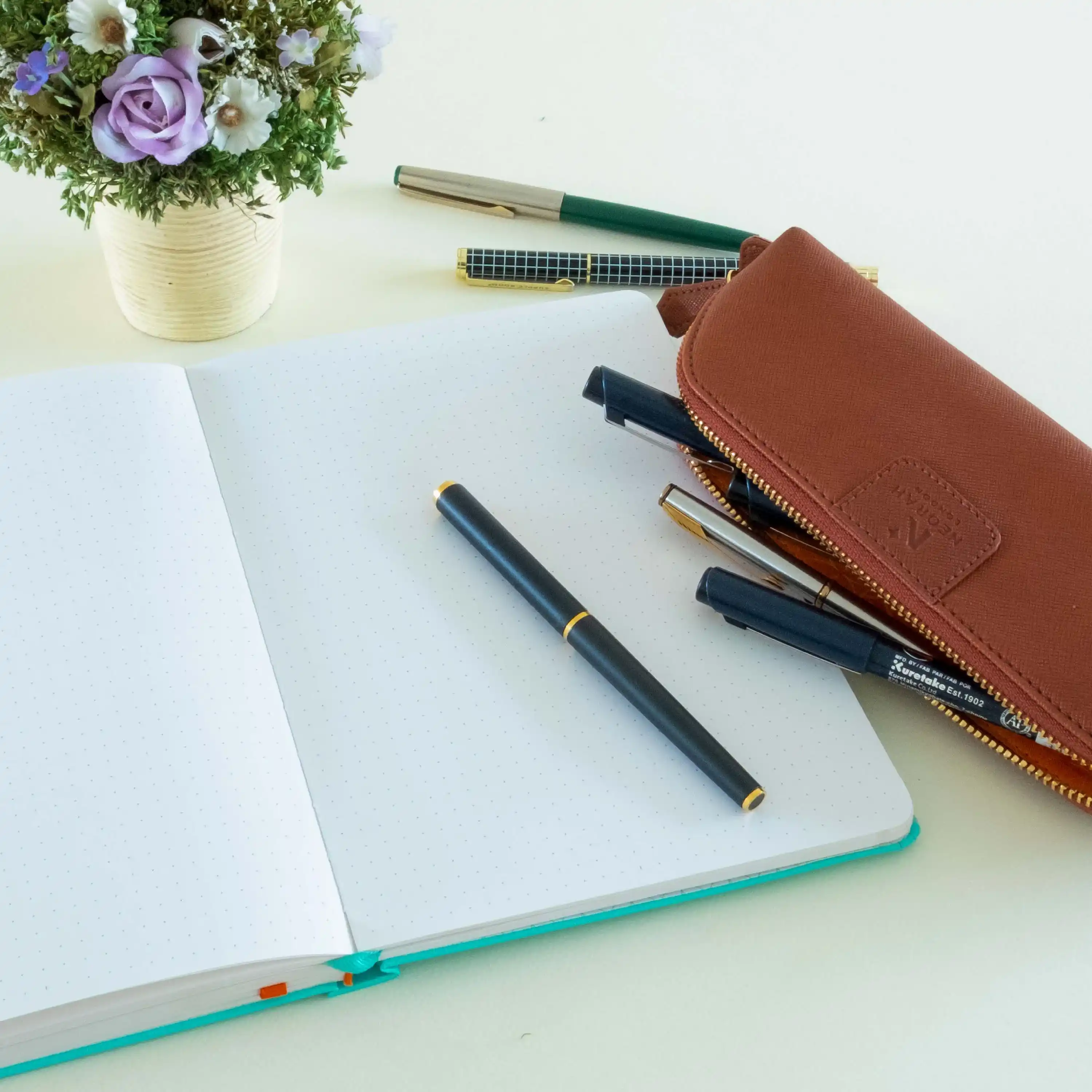 PENCIL POUCH - TRIANGLE - Image 52