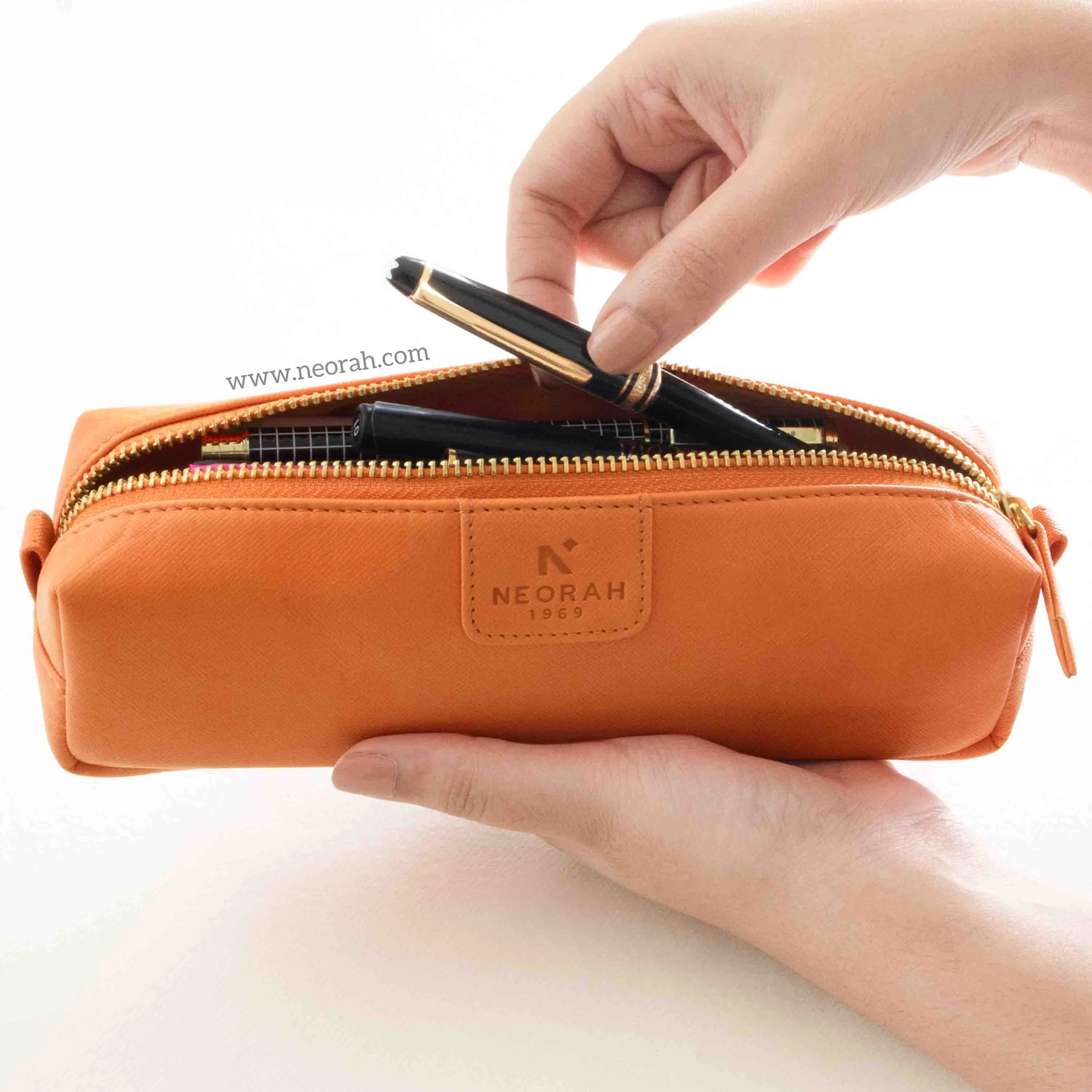 PEN POUCH - SQUARE - Image 104
