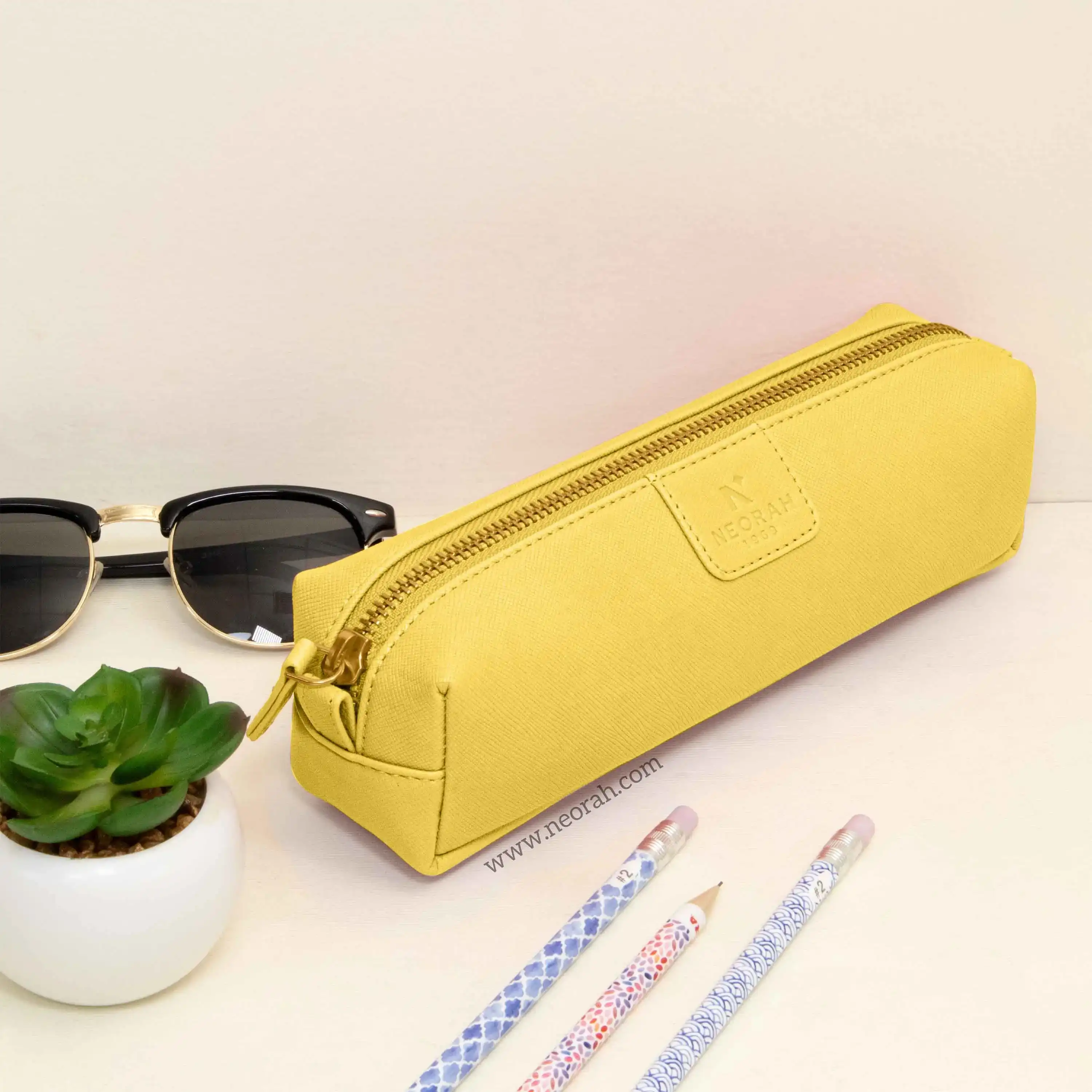 PEN POUCH - SQUARE - Image 12