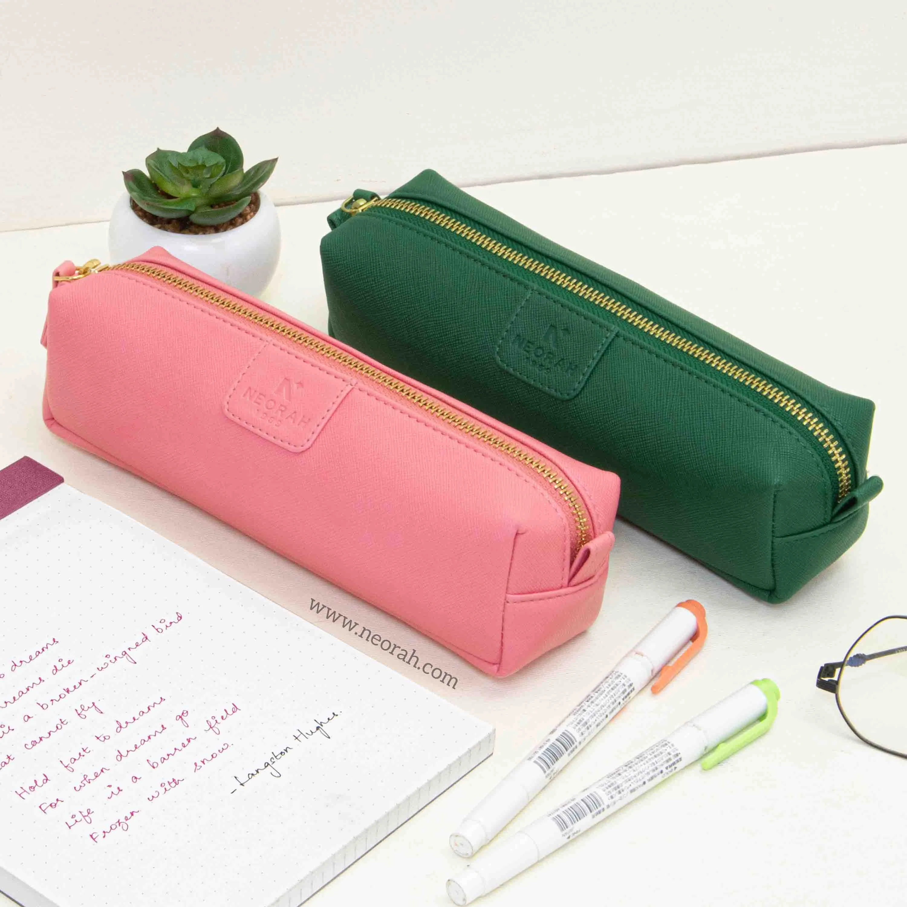 PEN POUCH - SQUARE - Image 125
