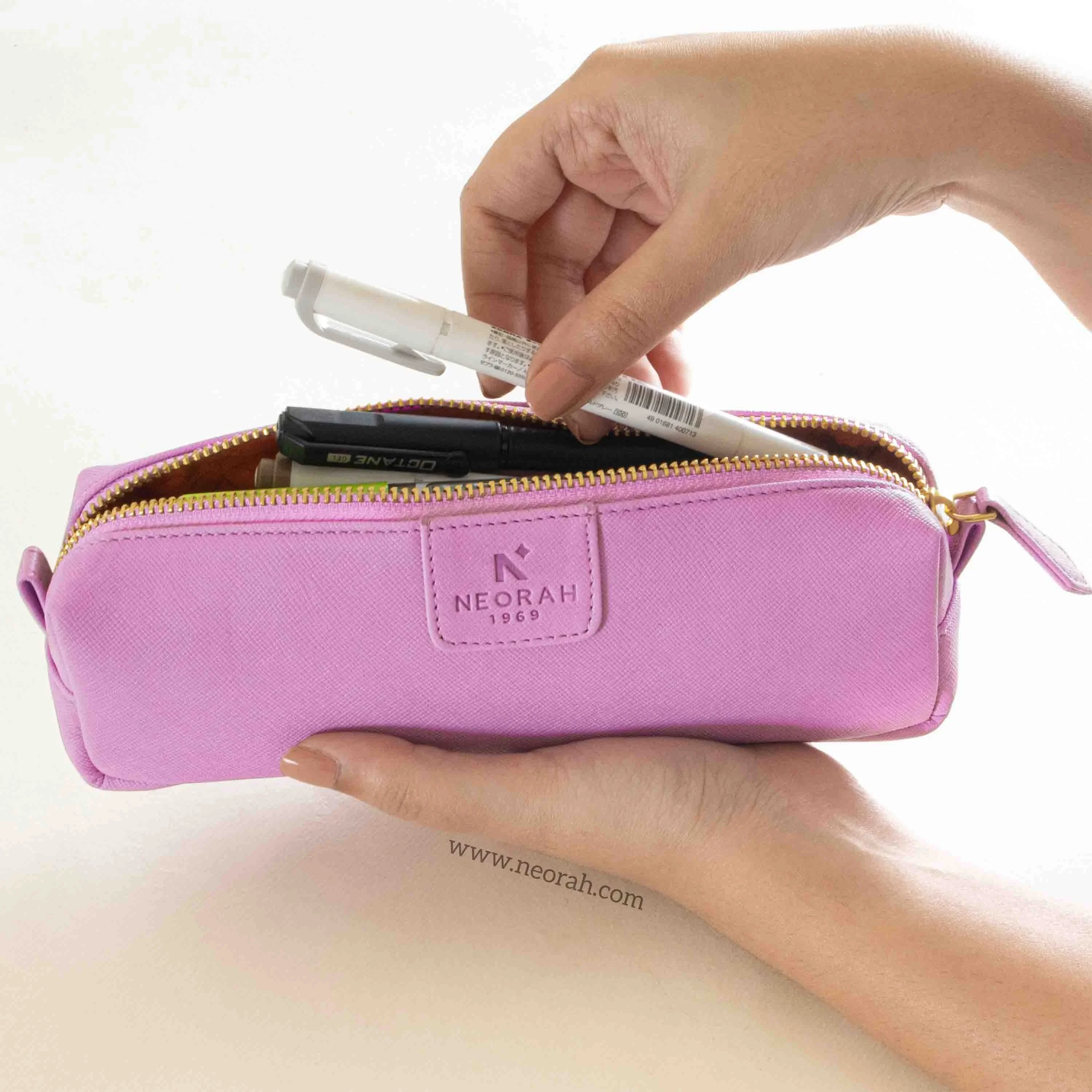 PEN POUCH - SQUARE - Image 74