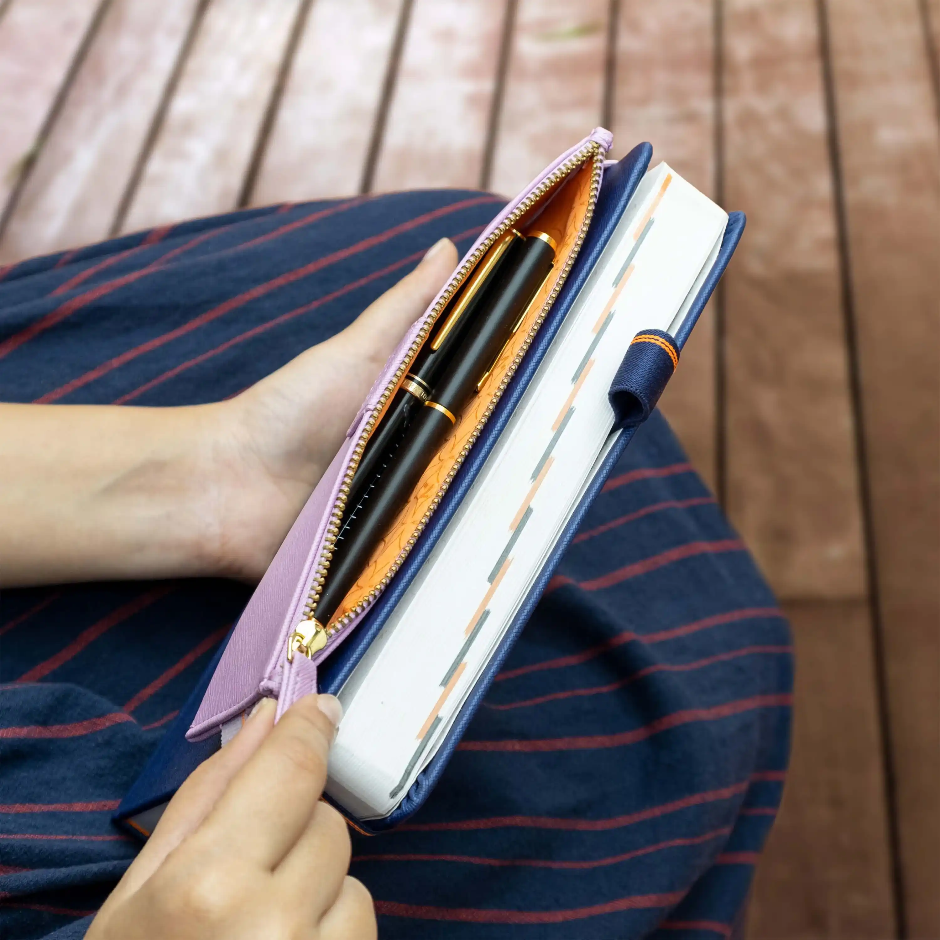 PEN SLEEVE - Image 116