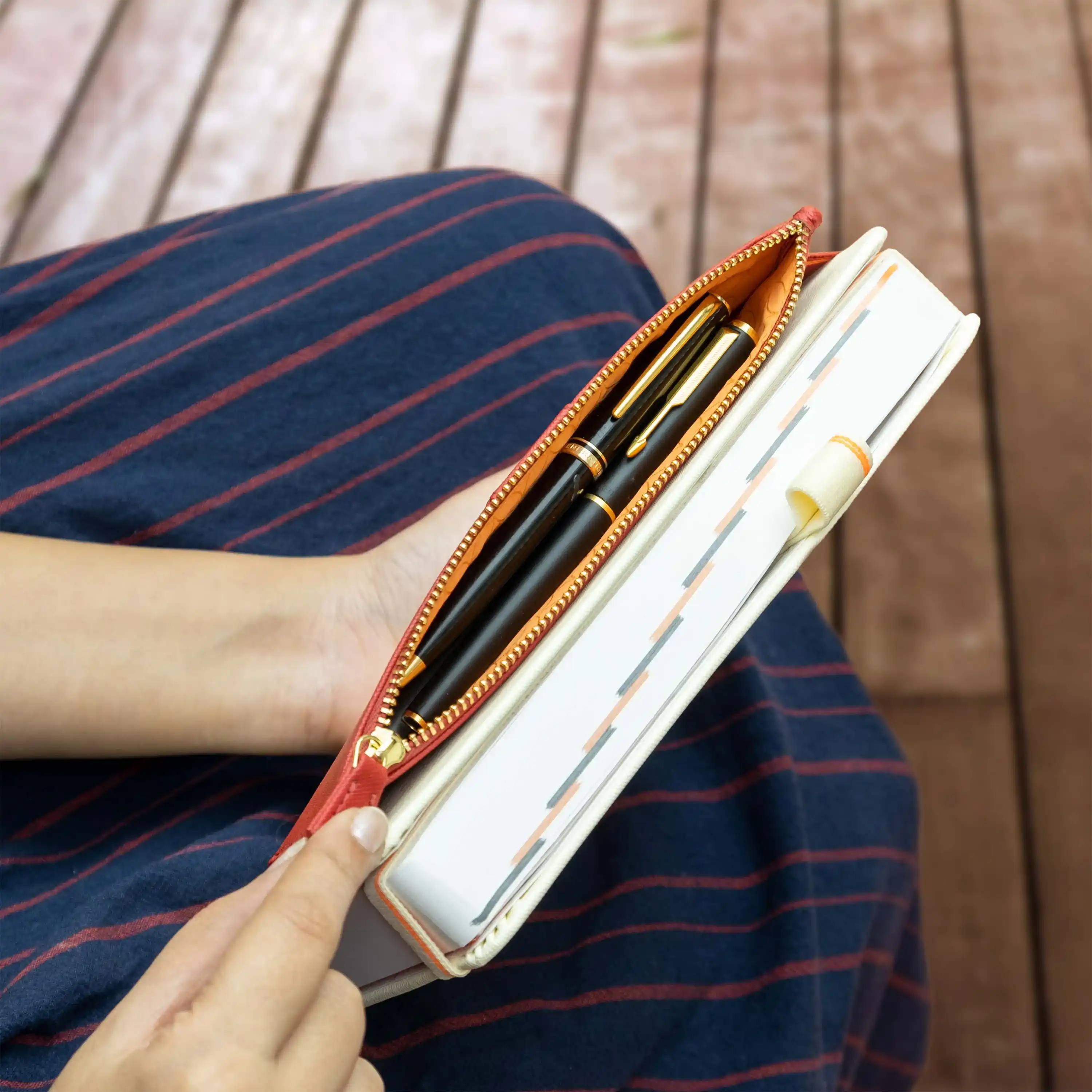 PEN SLEEVE - Image 6
