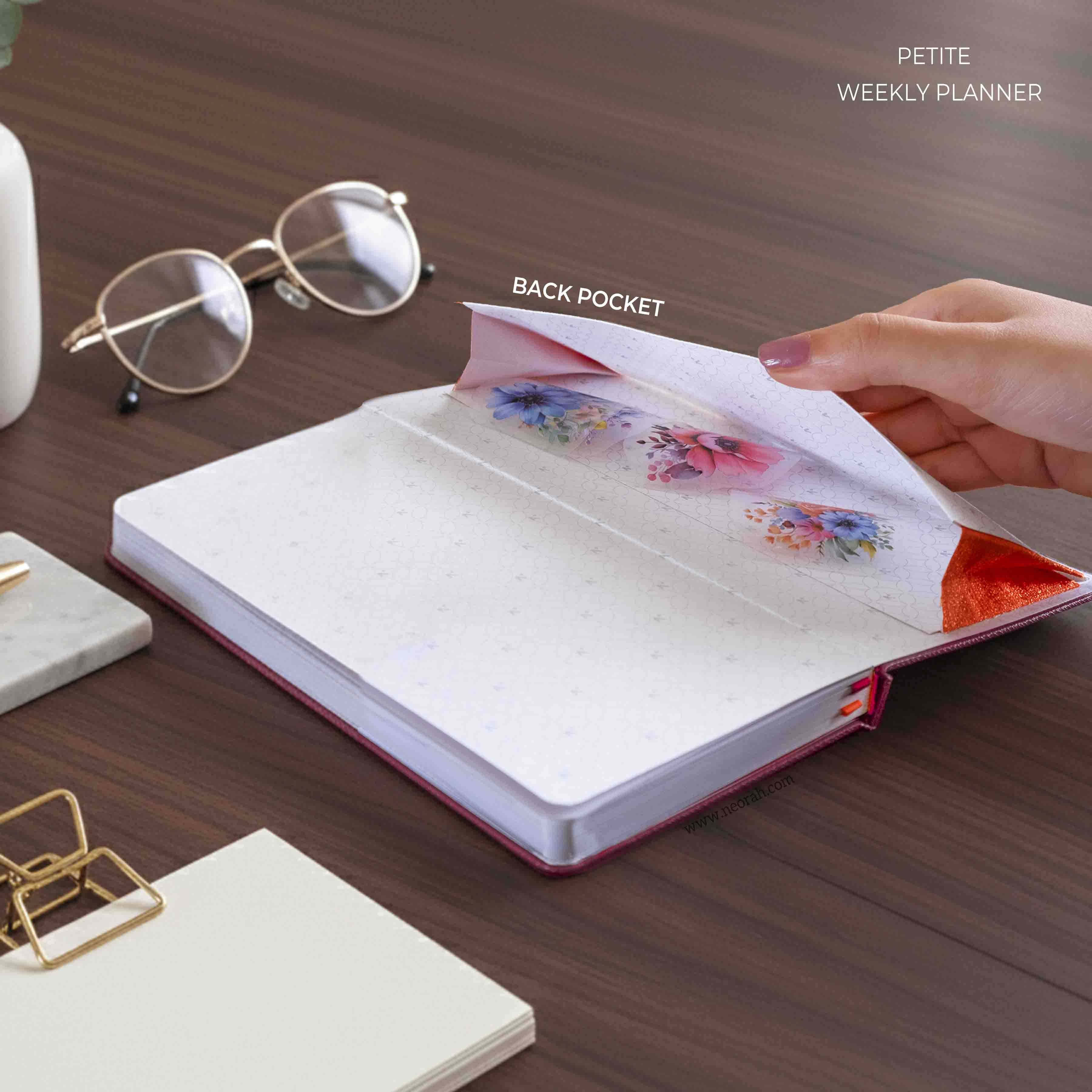 PETITE - 2026 - WEEKLY PLANNER - HARD COVER - Image 19