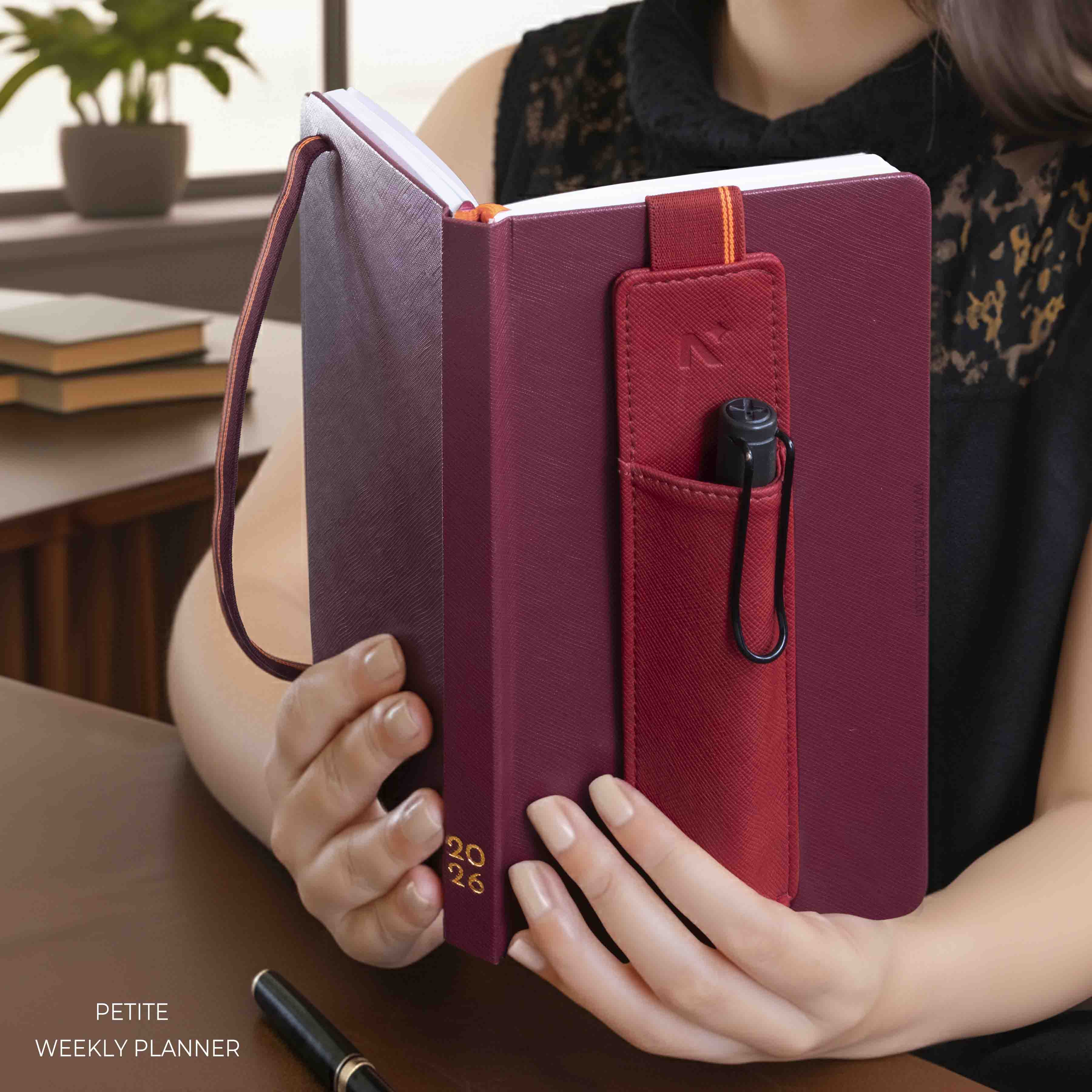 PETITE - 2026 - WEEKLY PLANNER - HARD COVER - Image 4